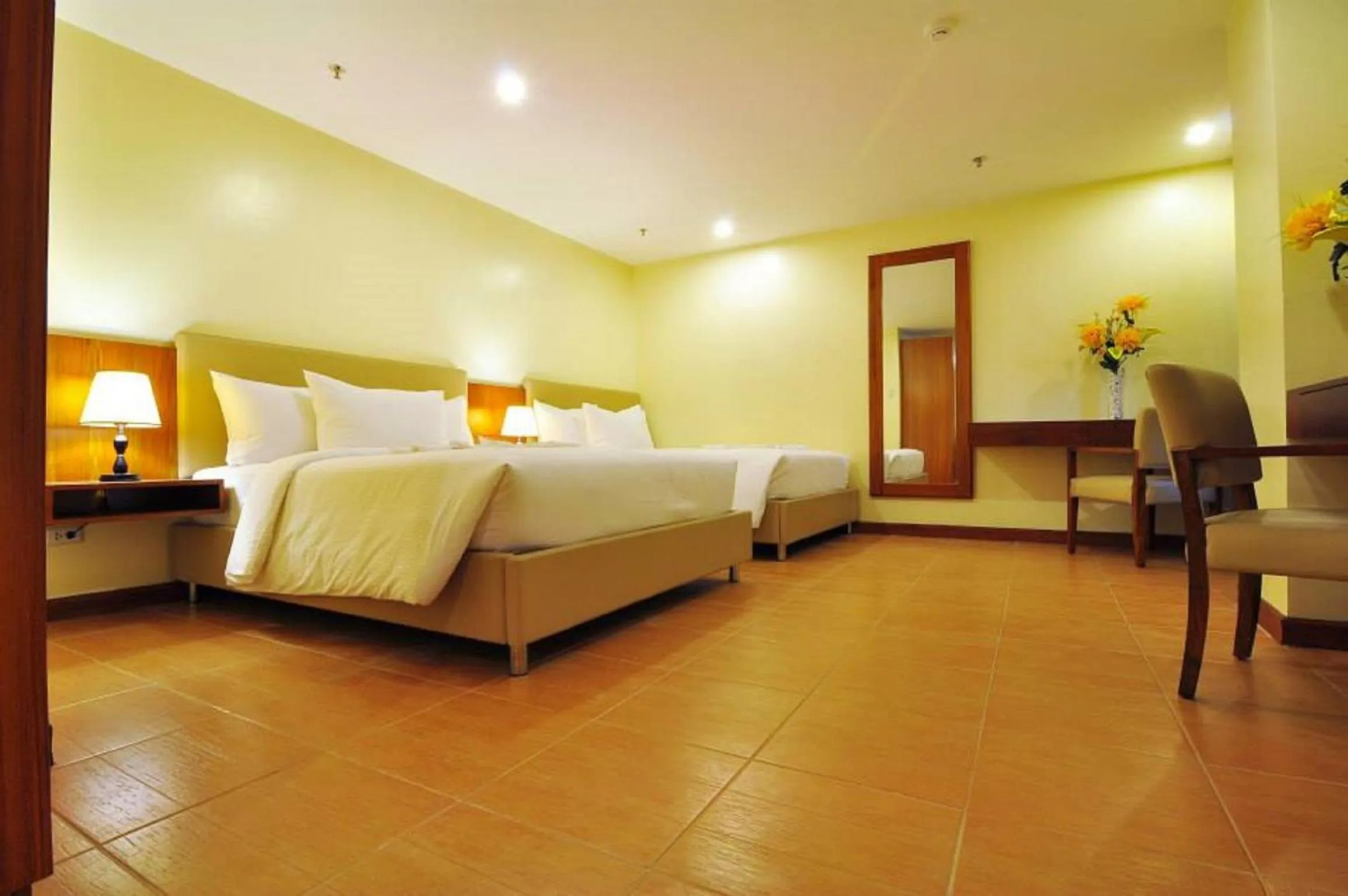 Photo of the whole room, Bed in The Well Hotel