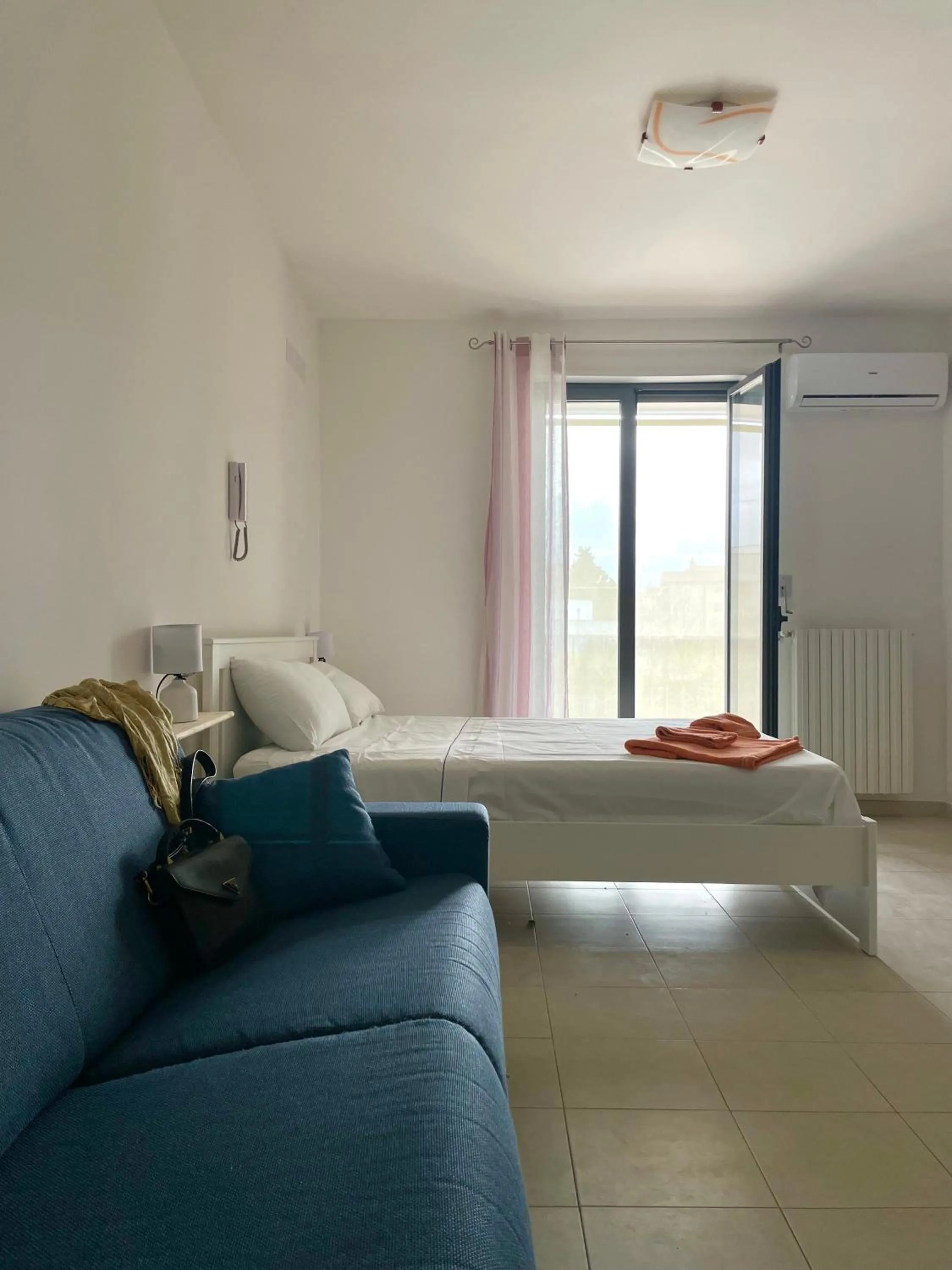 Photo of the whole room, Bed in Casavacanze Duelupi