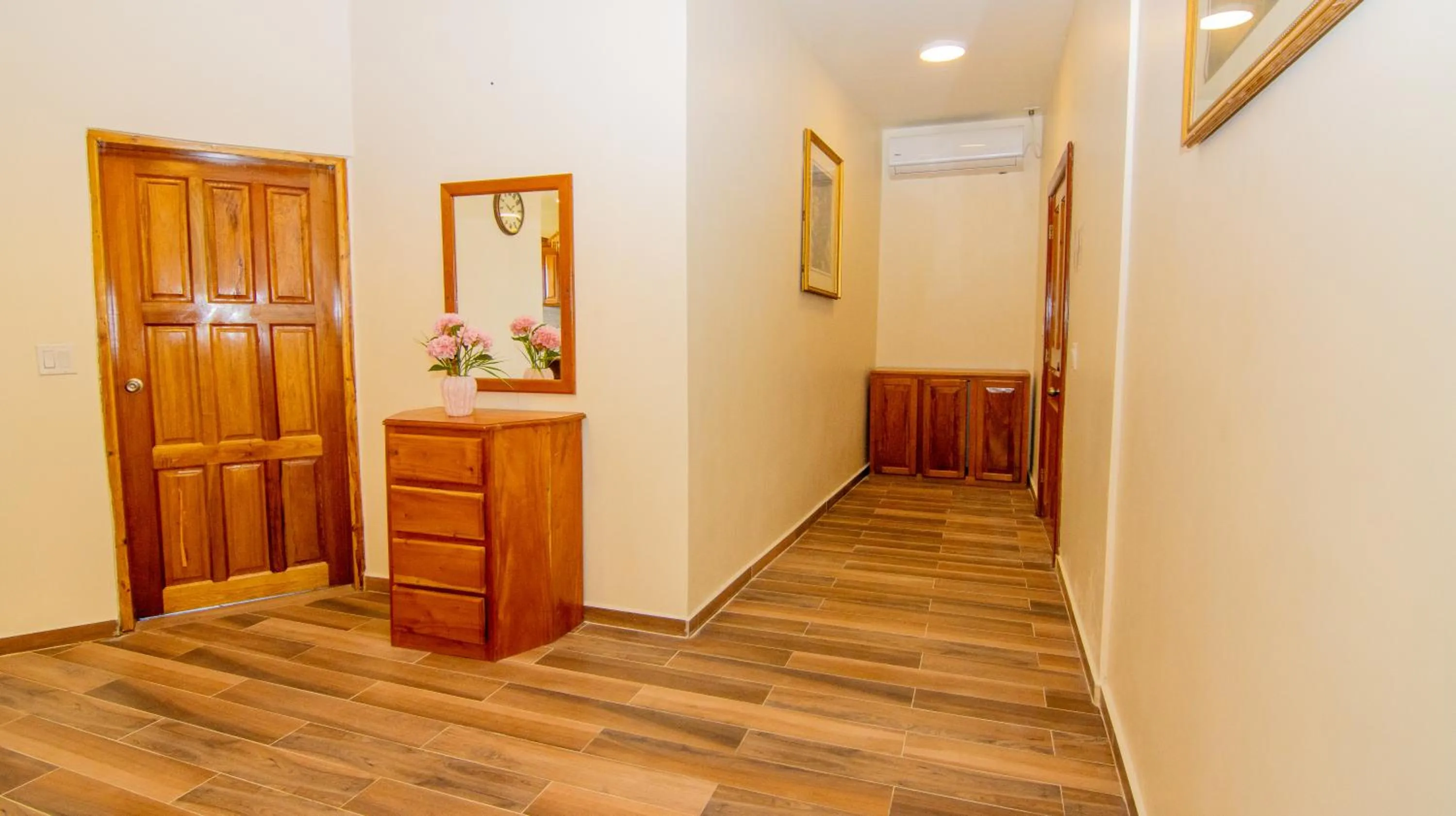 Living room in Tropical Palace Hotel