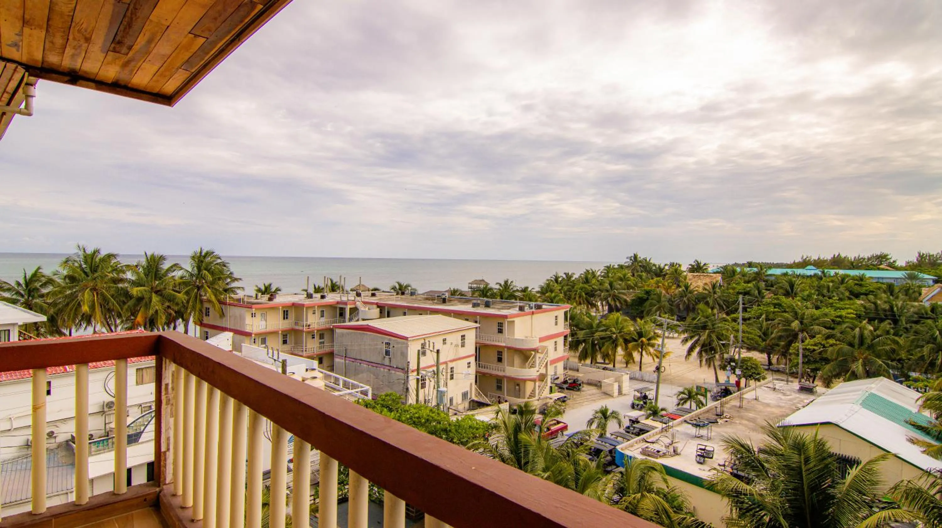 Balcony/Terrace in Tropical Palace Hotel