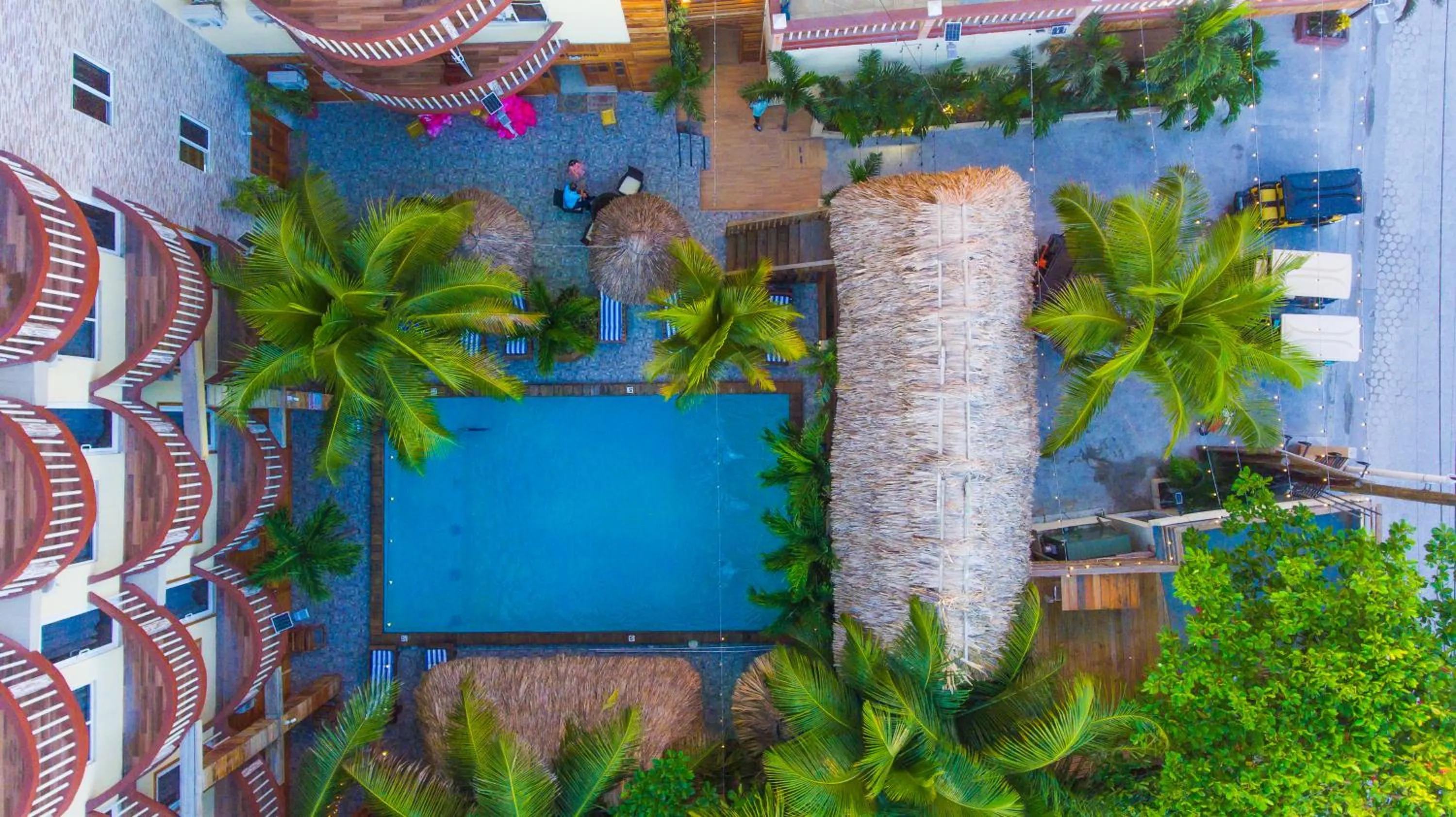Swimming pool in Tropical Palace Hotel