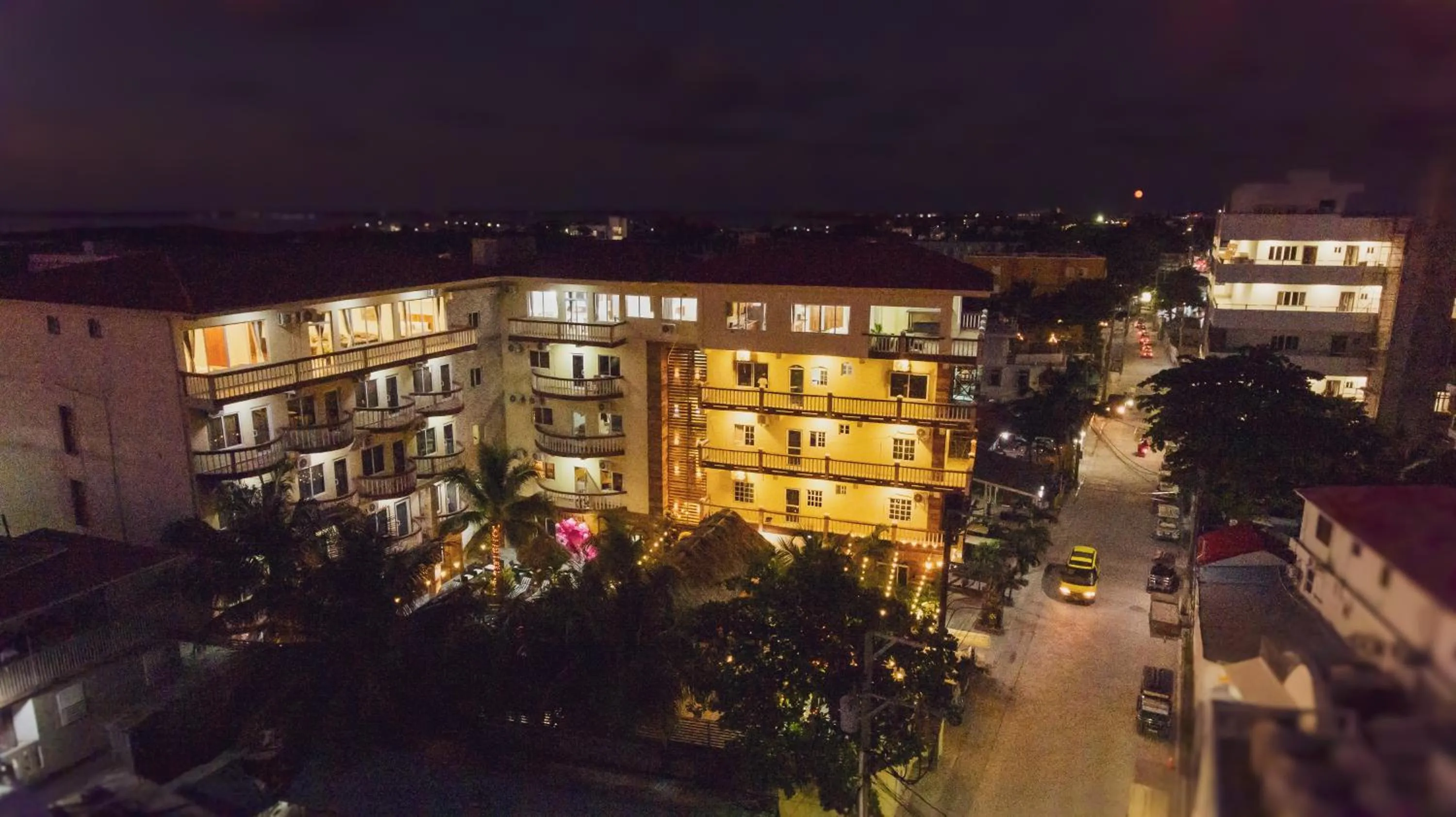 Property building in Tropical Palace Hotel
