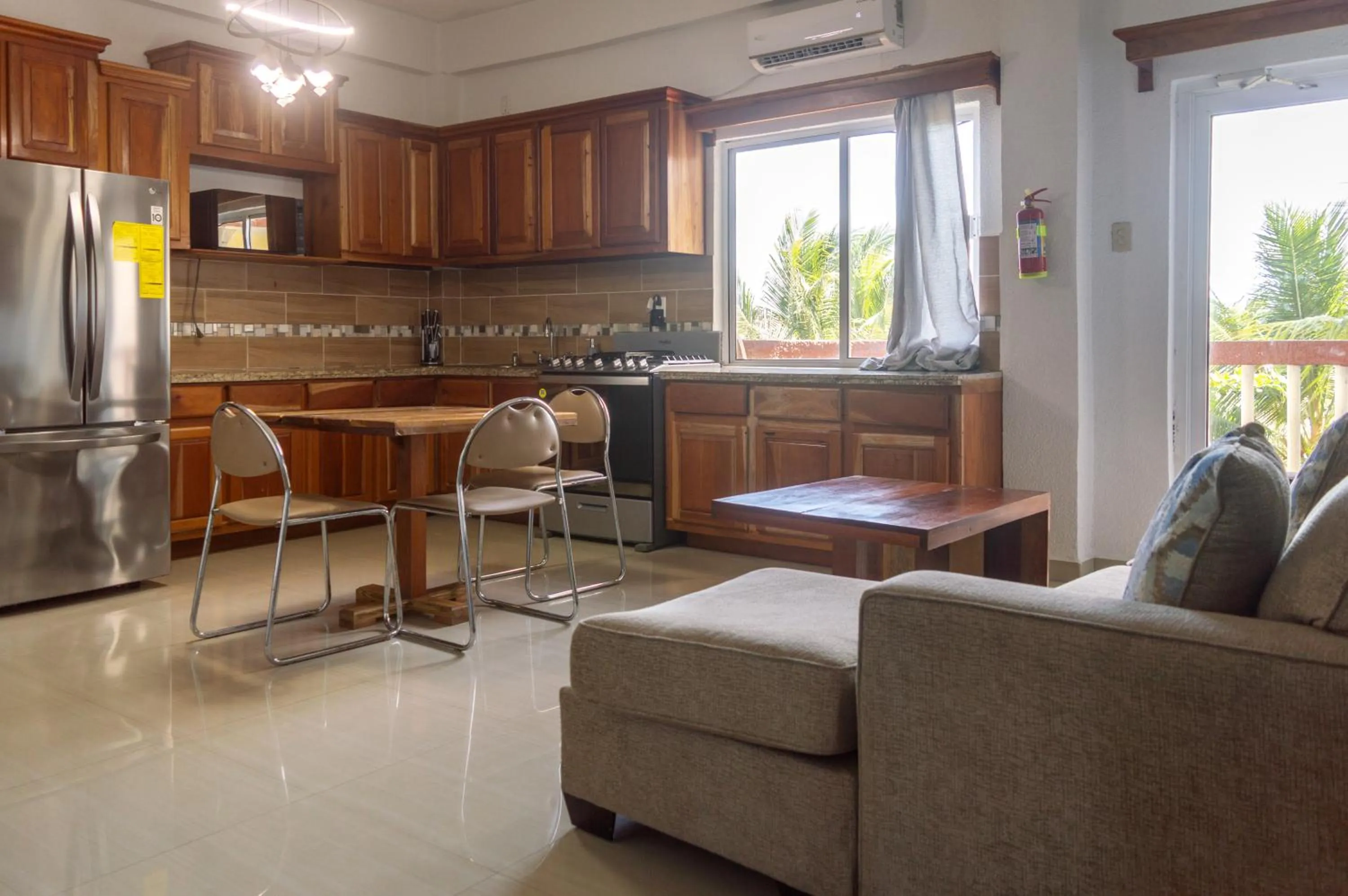 Living room in Tropical Palace Hotel
