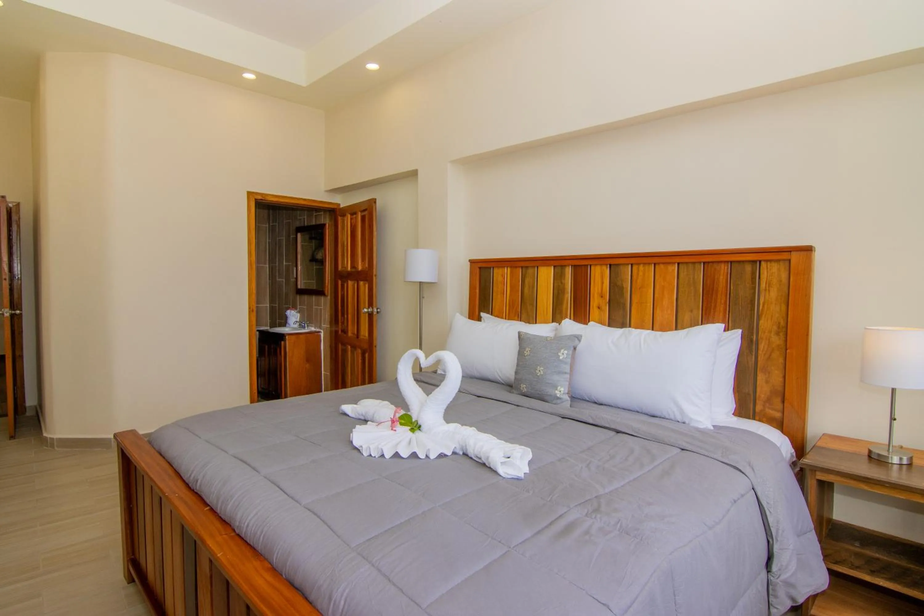 Bedroom, Bed in Tropical Palace Hotel