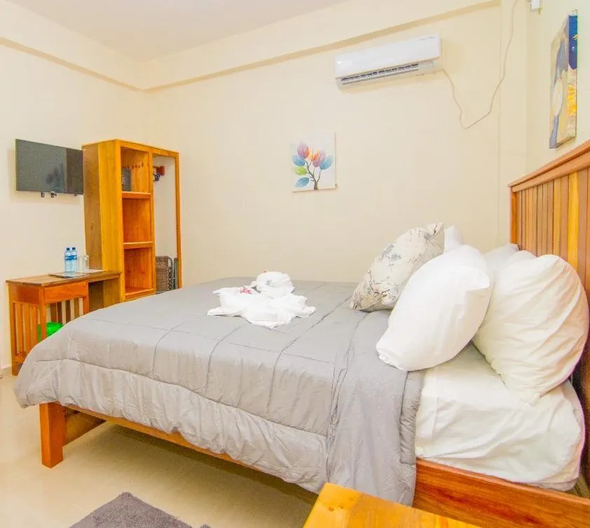 Bedroom, Bed in Tropical Palace Hotel