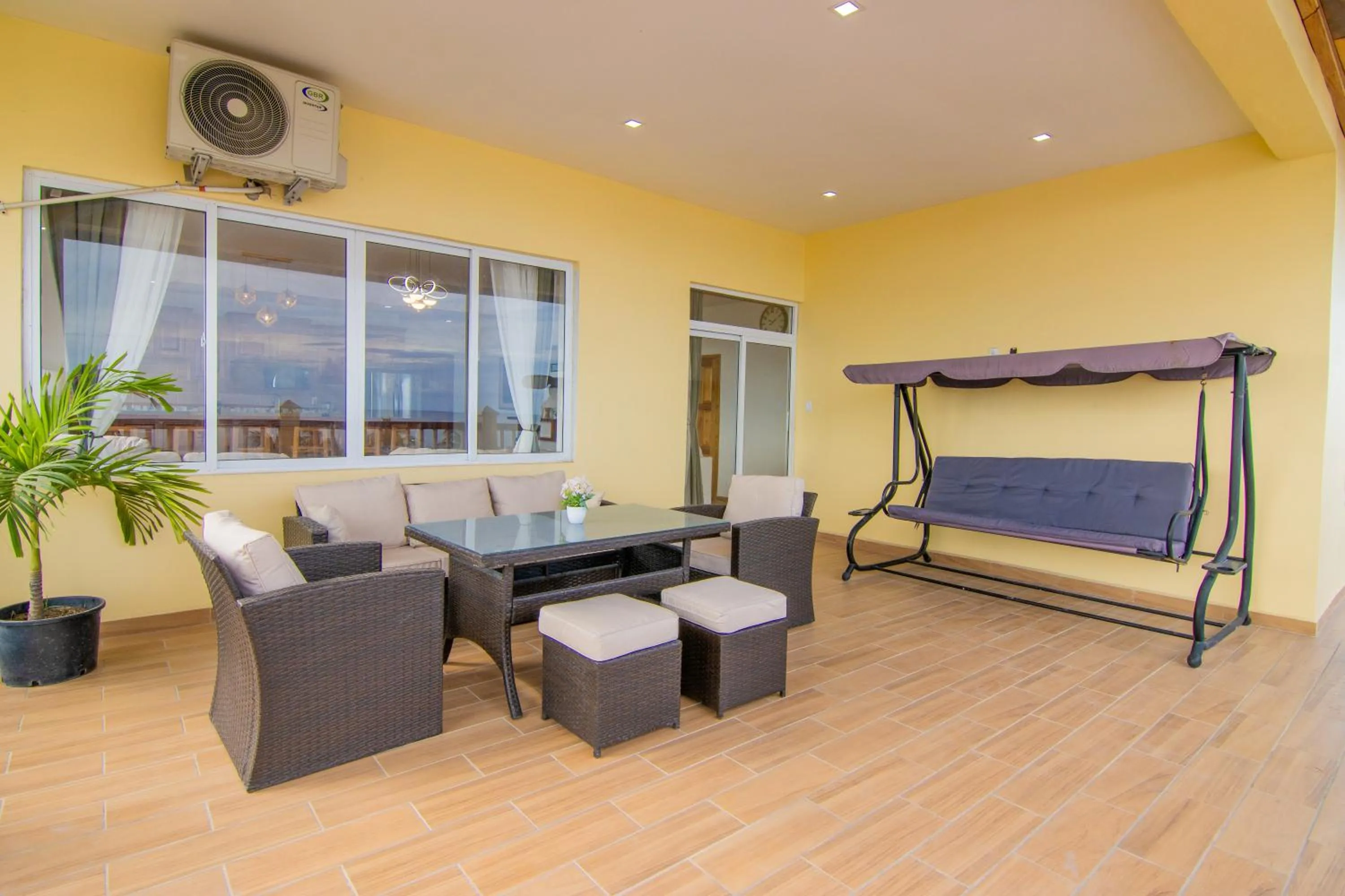 Patio in Tropical Palace Hotel