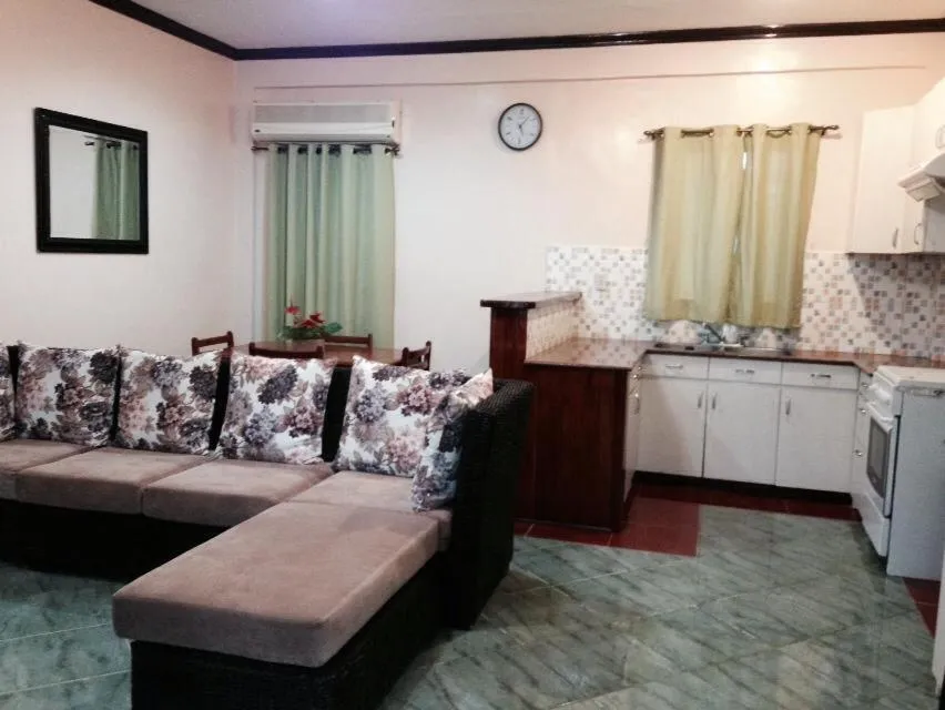 Living room, Bed in Malapascua Starlight Resort