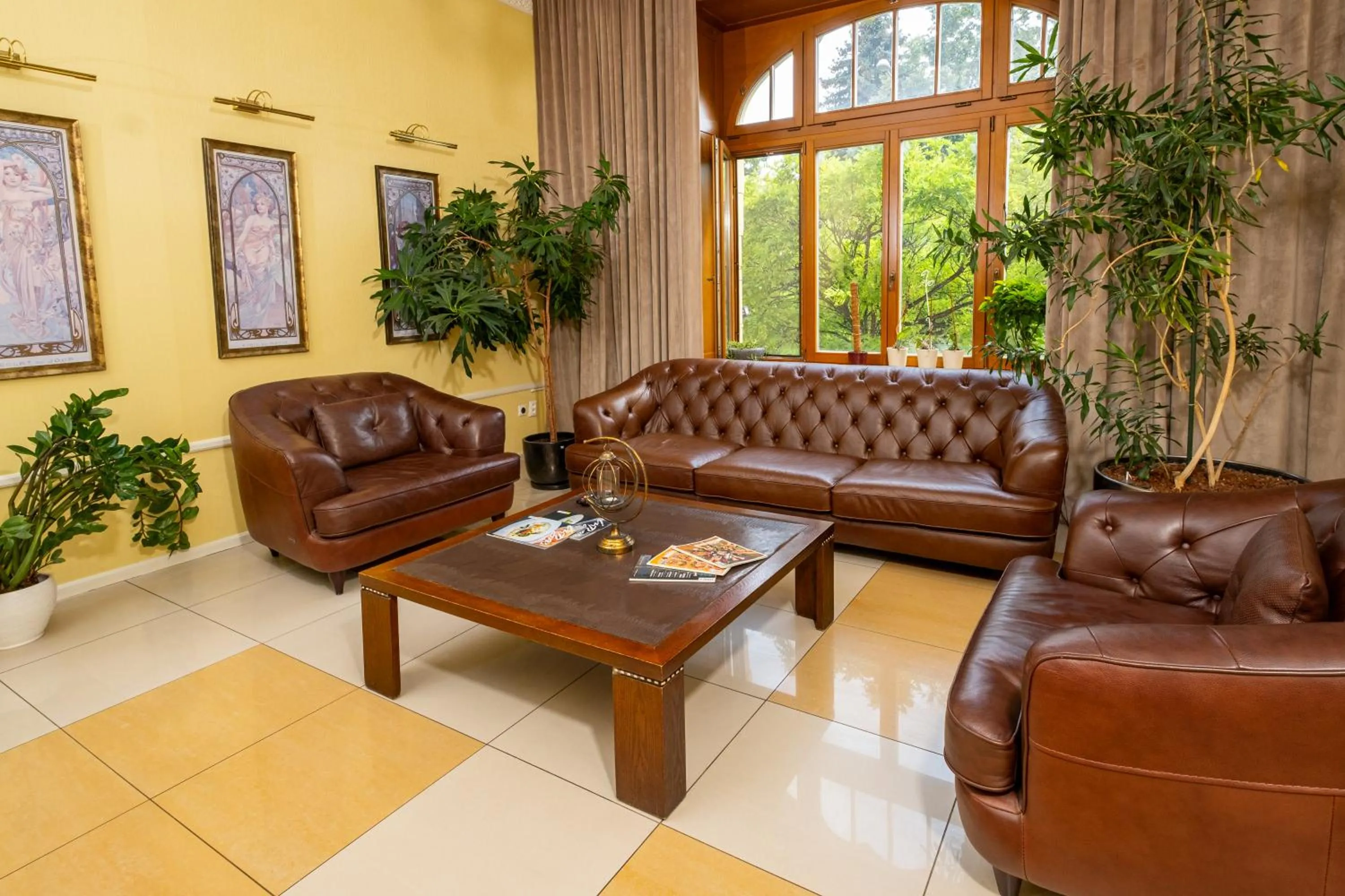 Lobby or reception in Hotel Golden Eagle