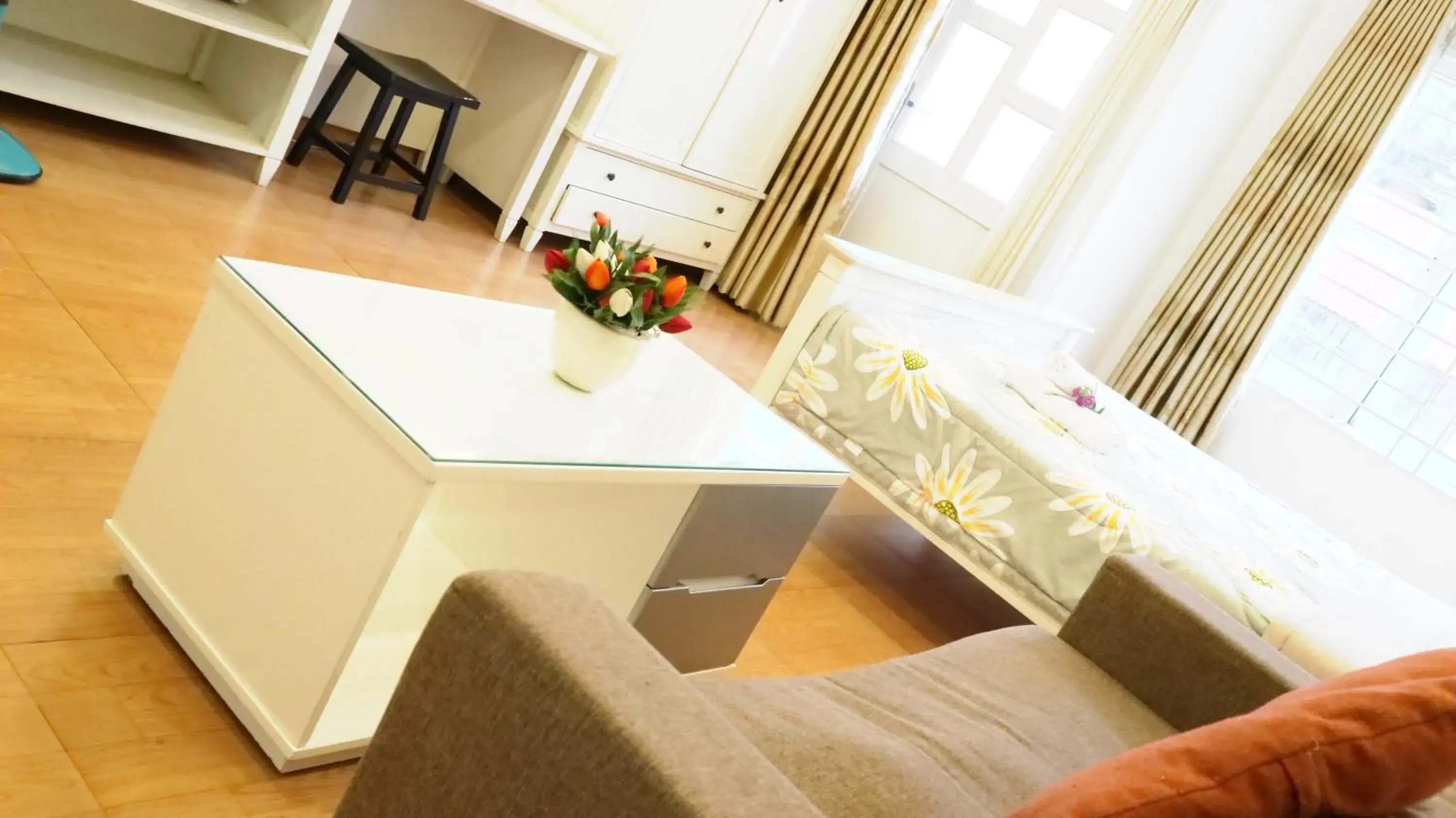 Smiley Apartment 3 Smiley Apartment 3