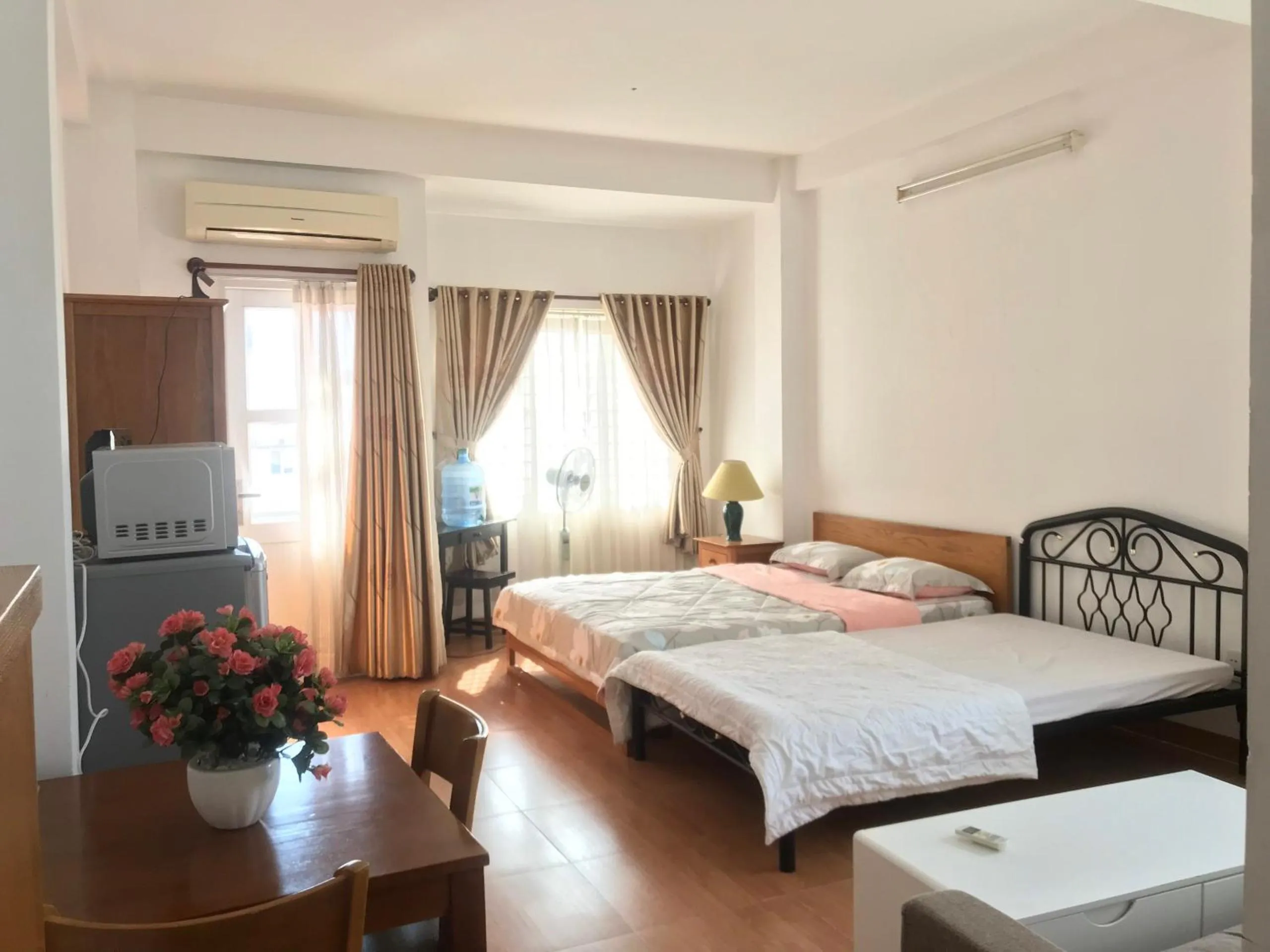 Bed in Smiley Apartment 3