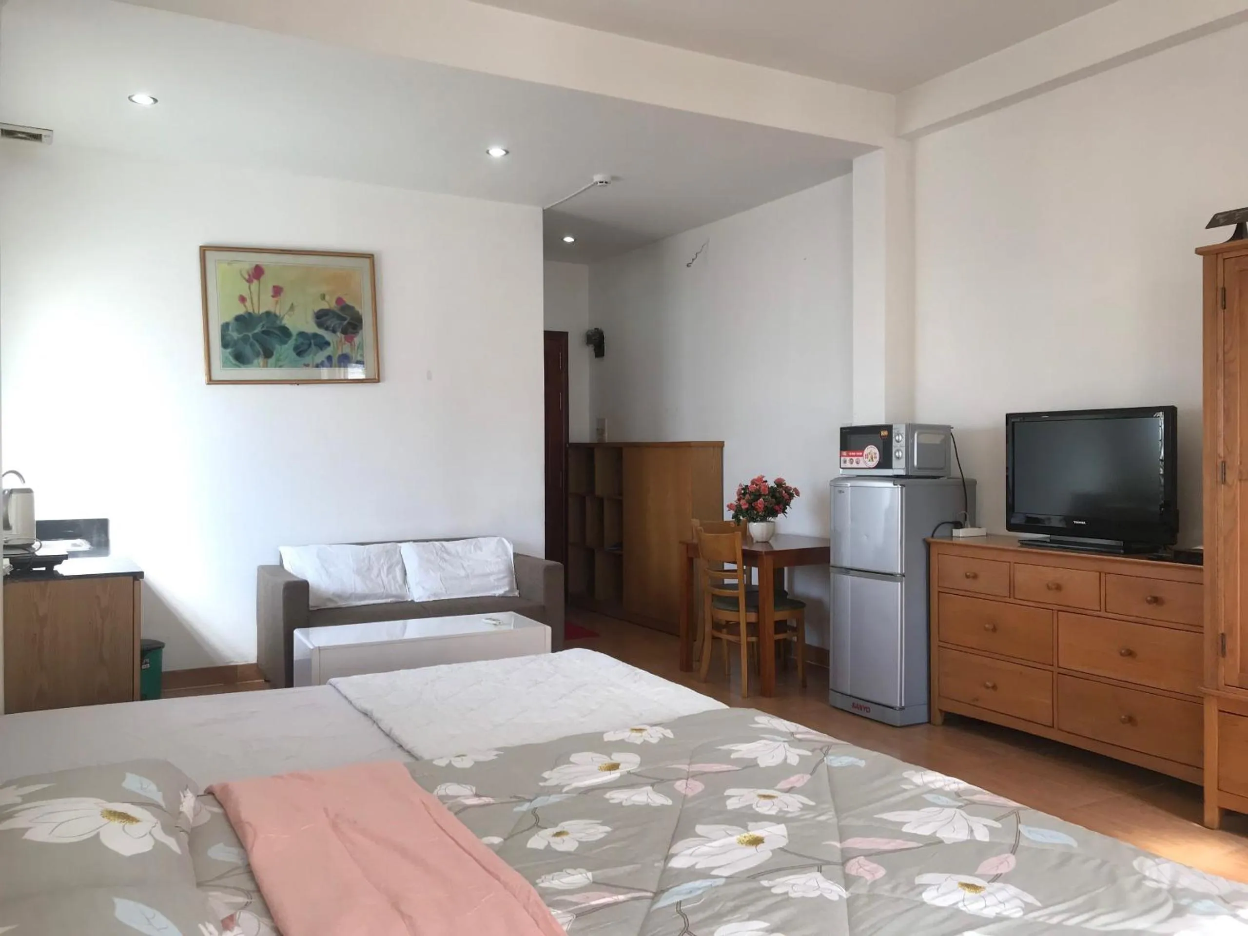 Bed in Smiley Apartment 3