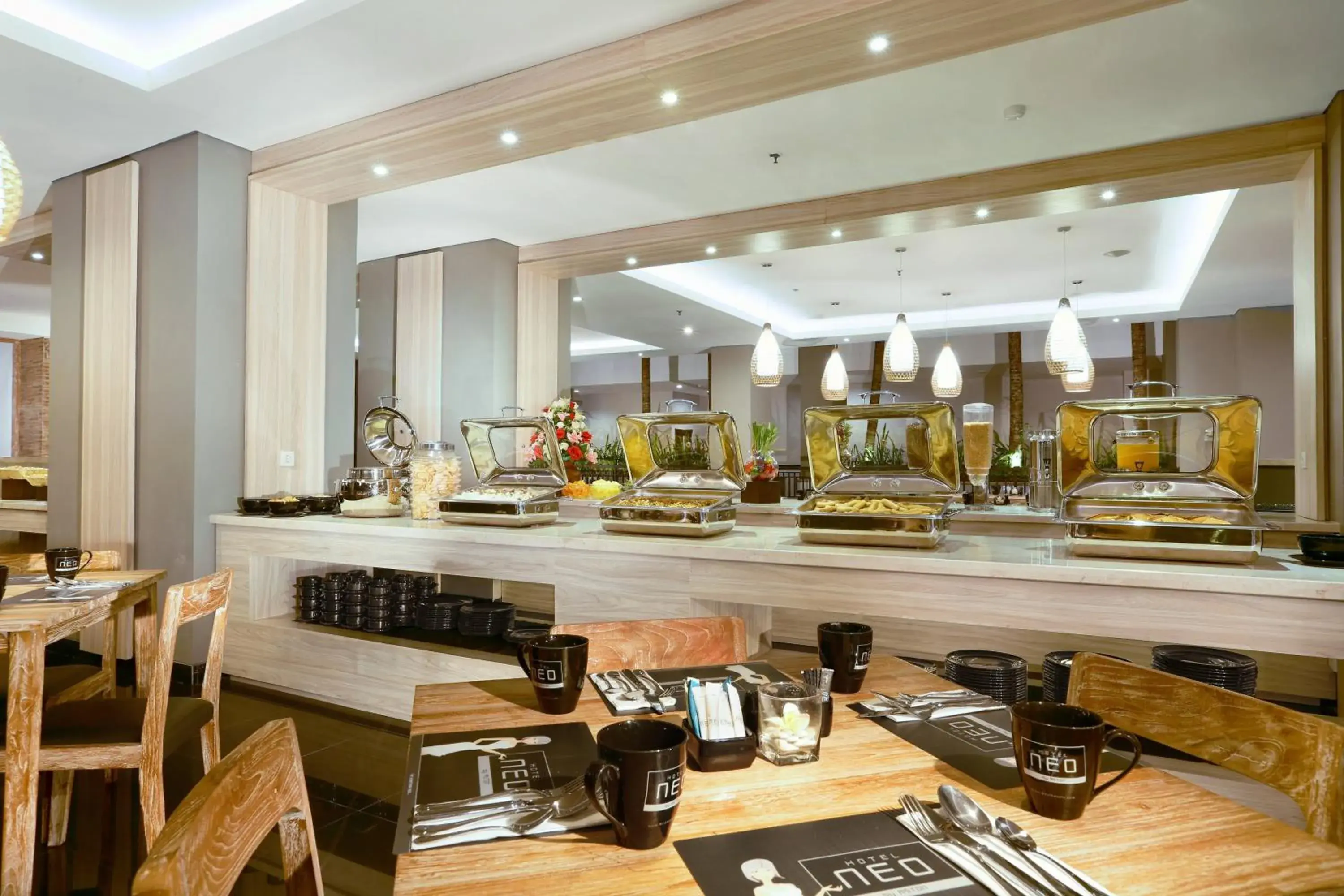 Breakfast in Neo Denpasar by ASTON Breakfast in Neo Denpasar by ASTON