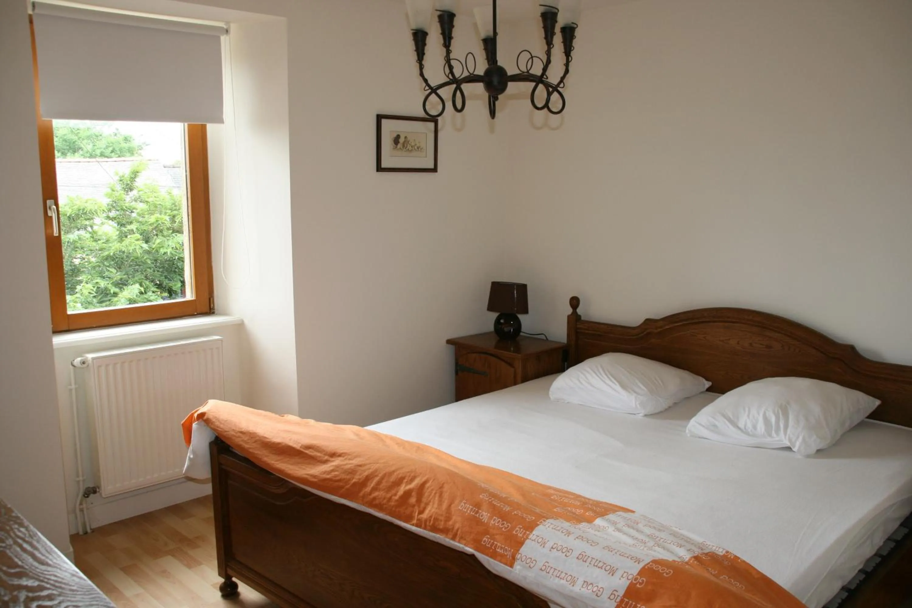 Bed in Gîte de Vacances - Côtes d Armor - Pluduno, Plancoët