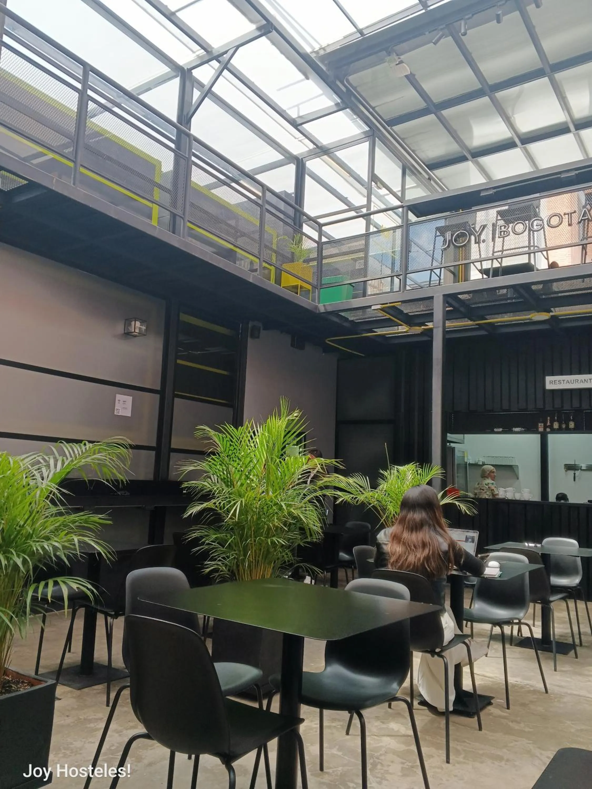 Restaurant/places to eat in Hostel Joy Calle 85