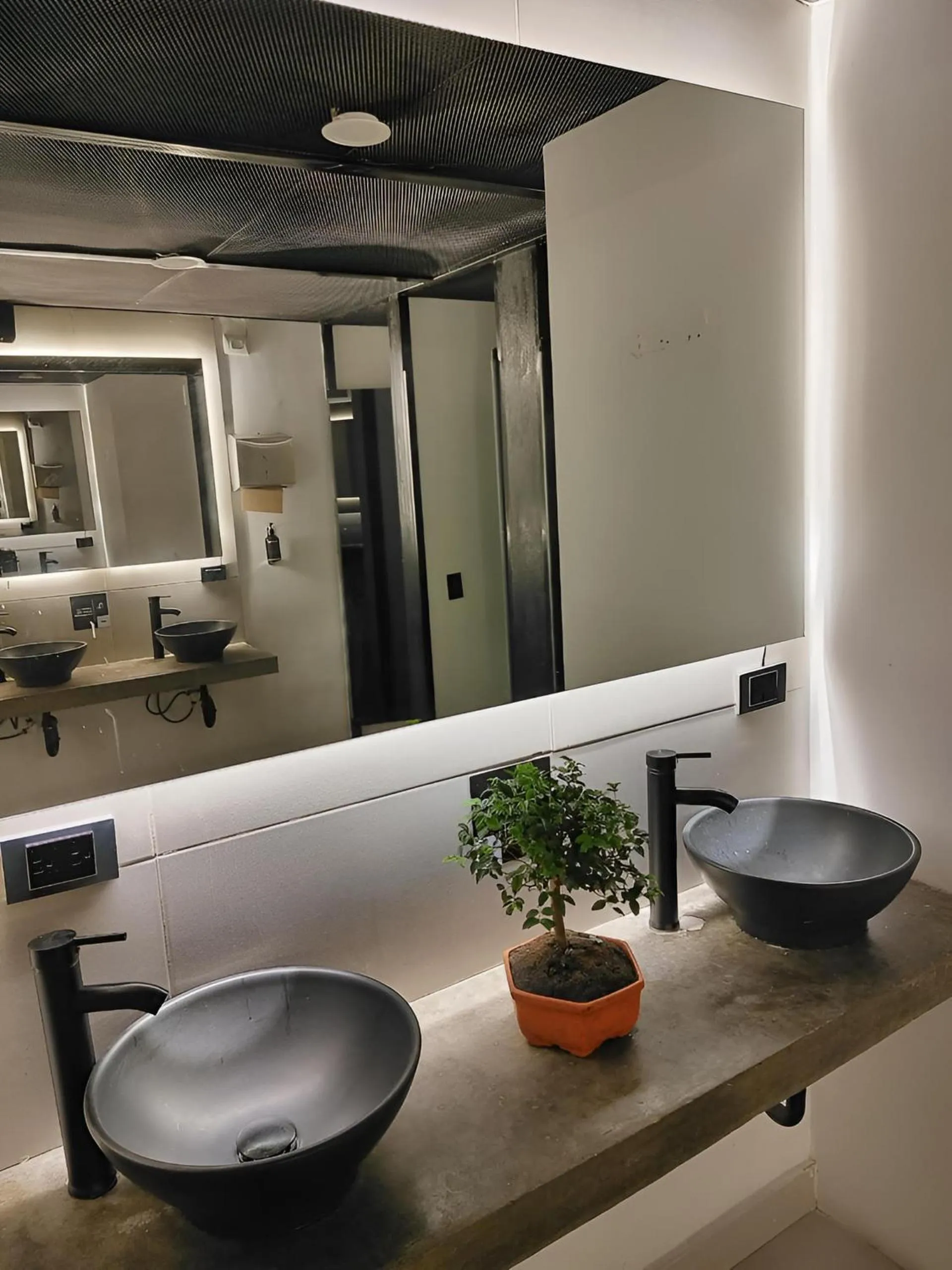 Bathroom in Hostel Joy Calle 85