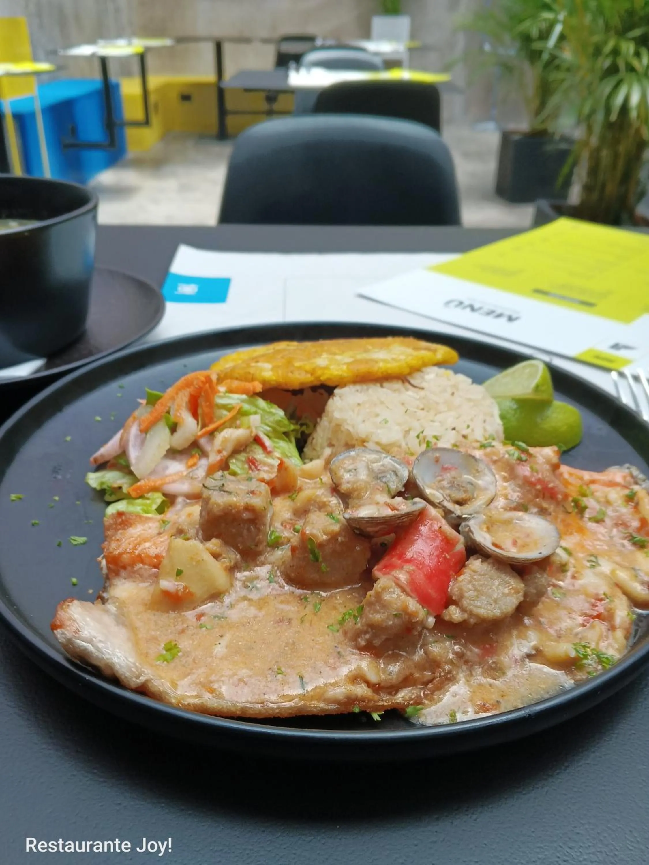 Restaurant/places to eat in Hostel Joy Calle 85