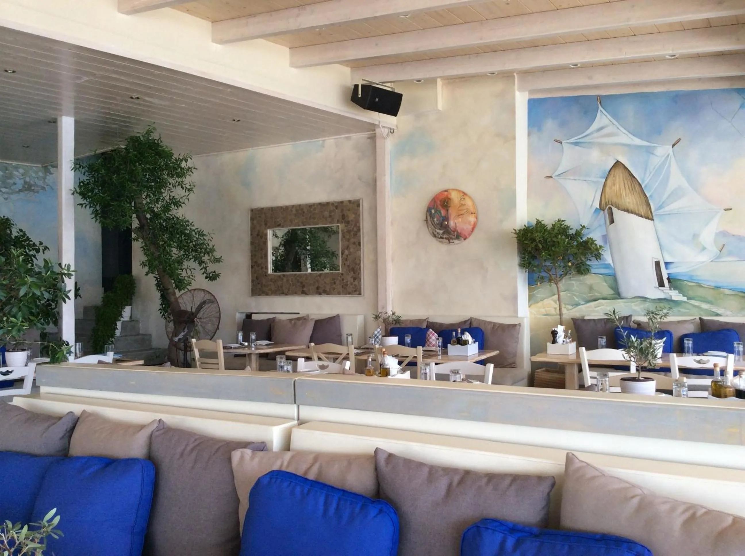 Restaurant/places to eat in Sailinn Mykonos