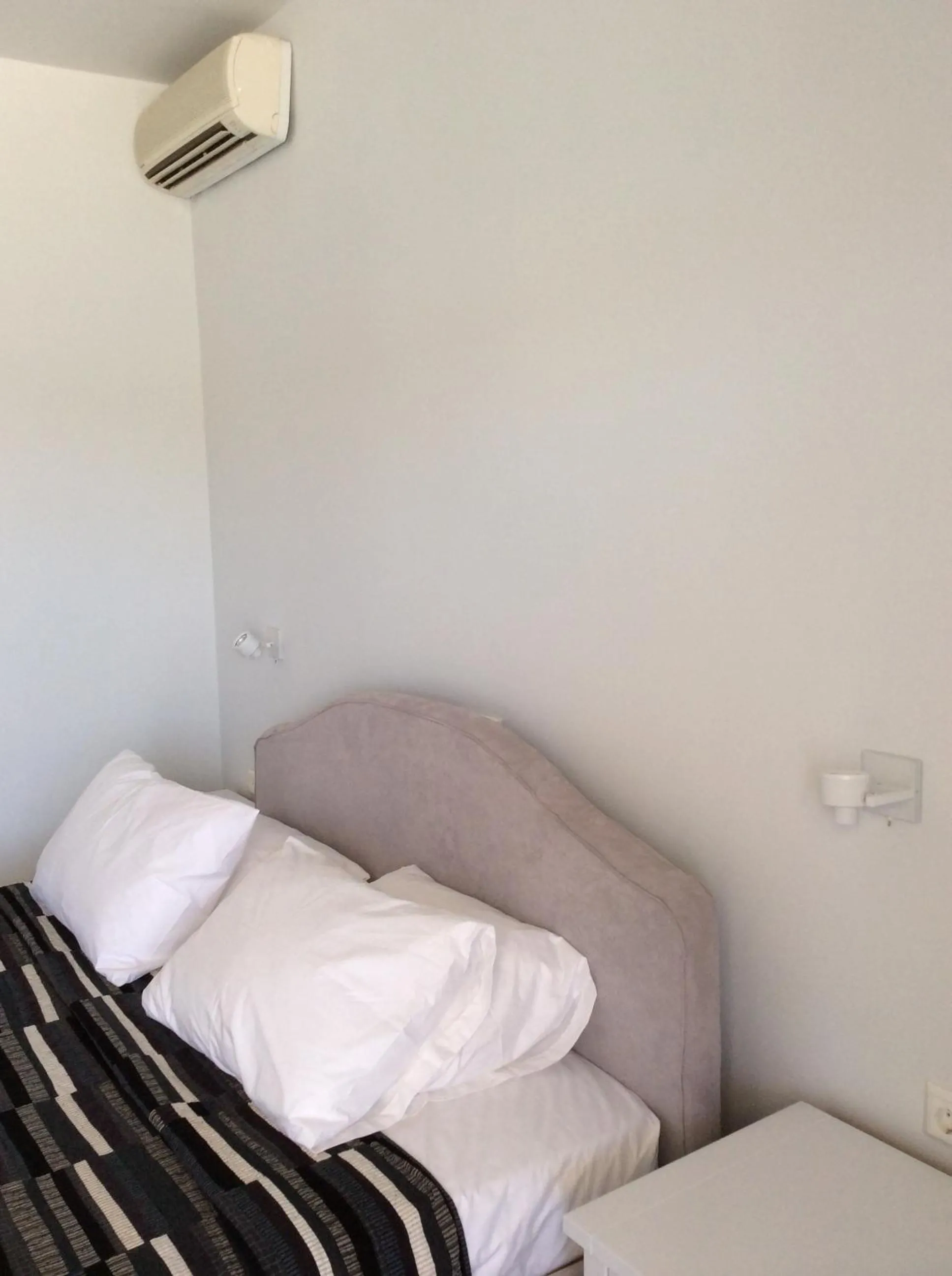 Bed in Sailinn Mykonos