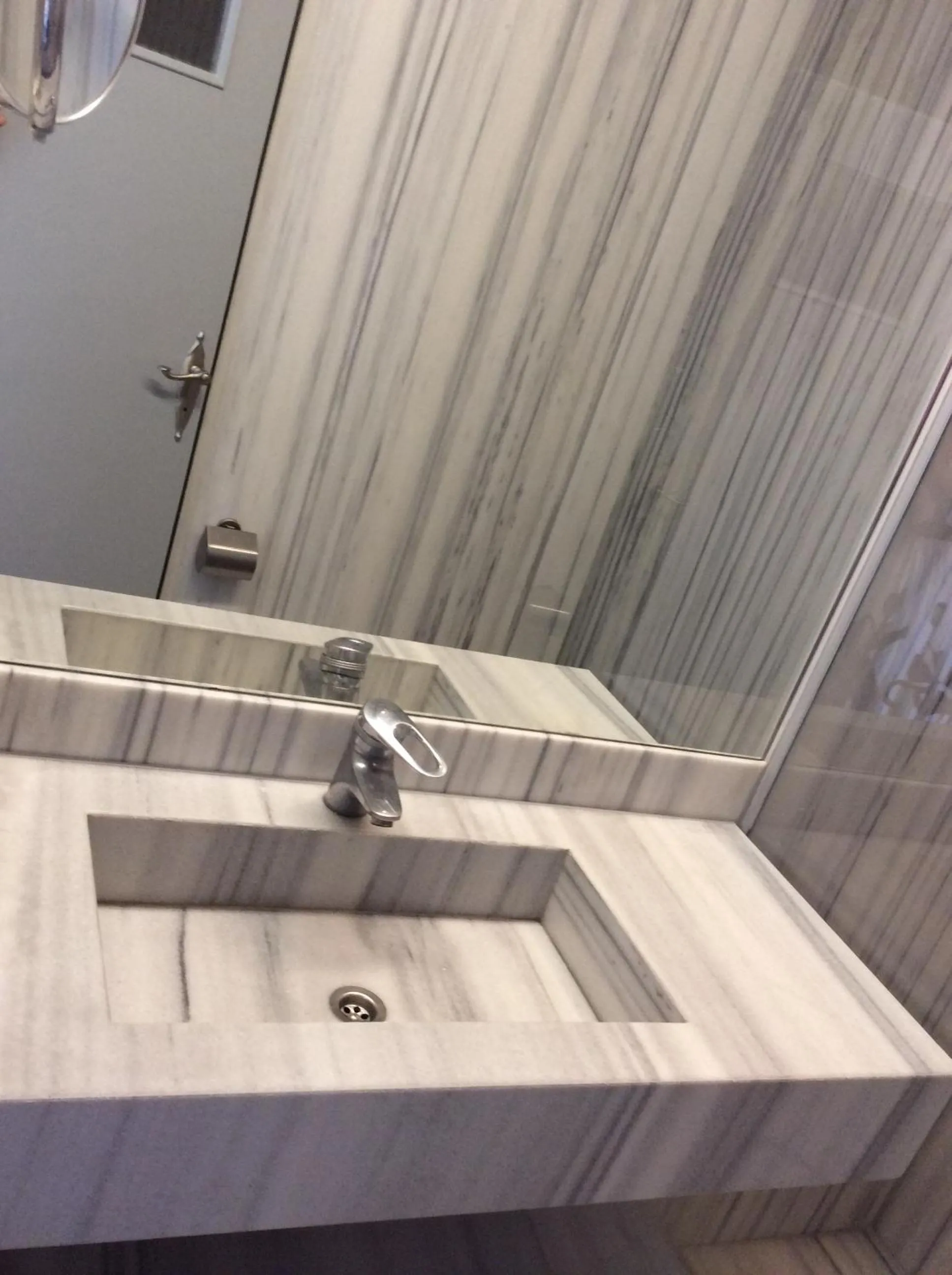 Bathroom in Sailinn Mykonos