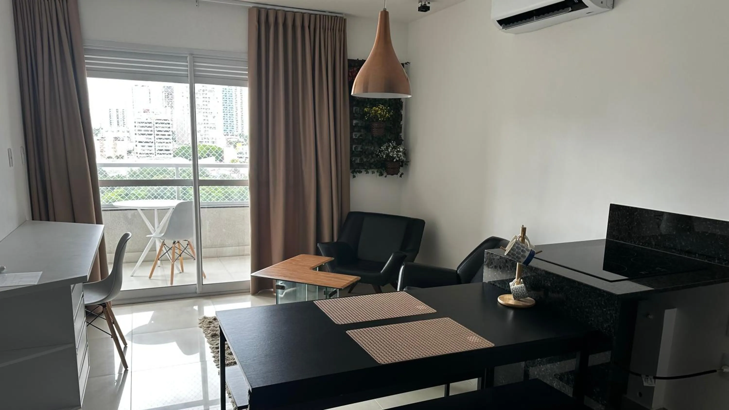 Apartamento mobiliado a 500m do Goiânia Shopping