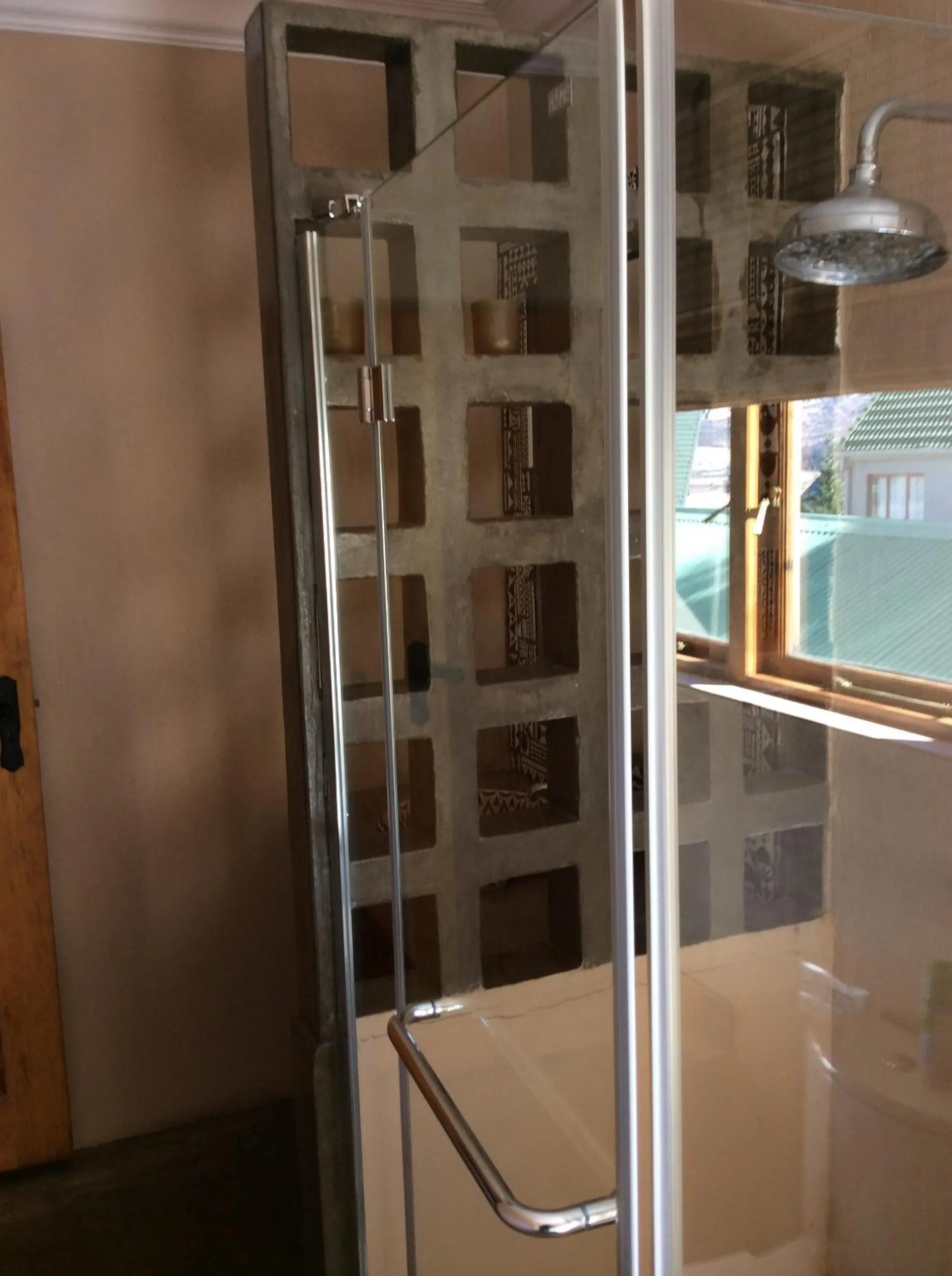 Shower in 278 on Main