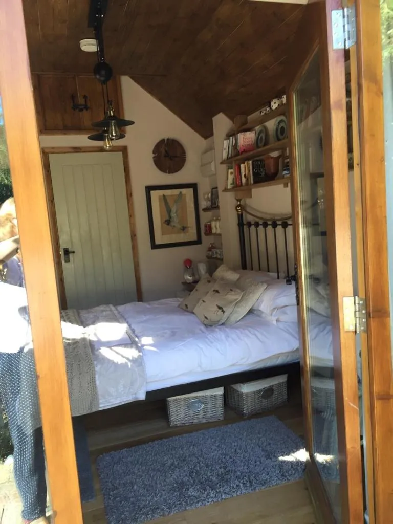 Bed in Mulleys Cottage (Bed and Breakfast)