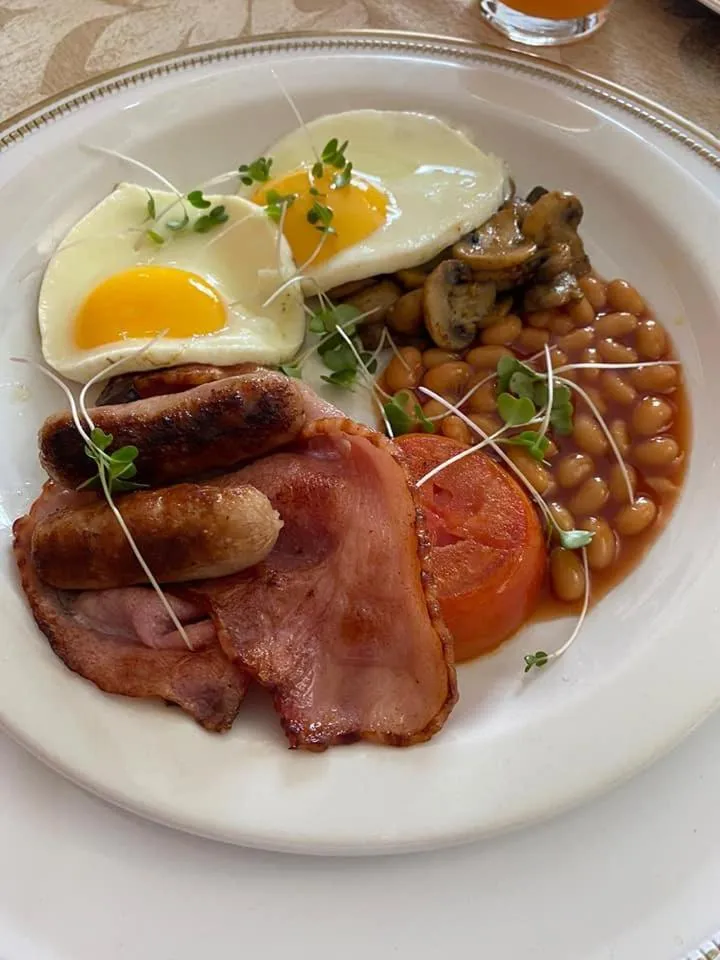 Restaurant/places to eat in La Dolce Vita Guest House