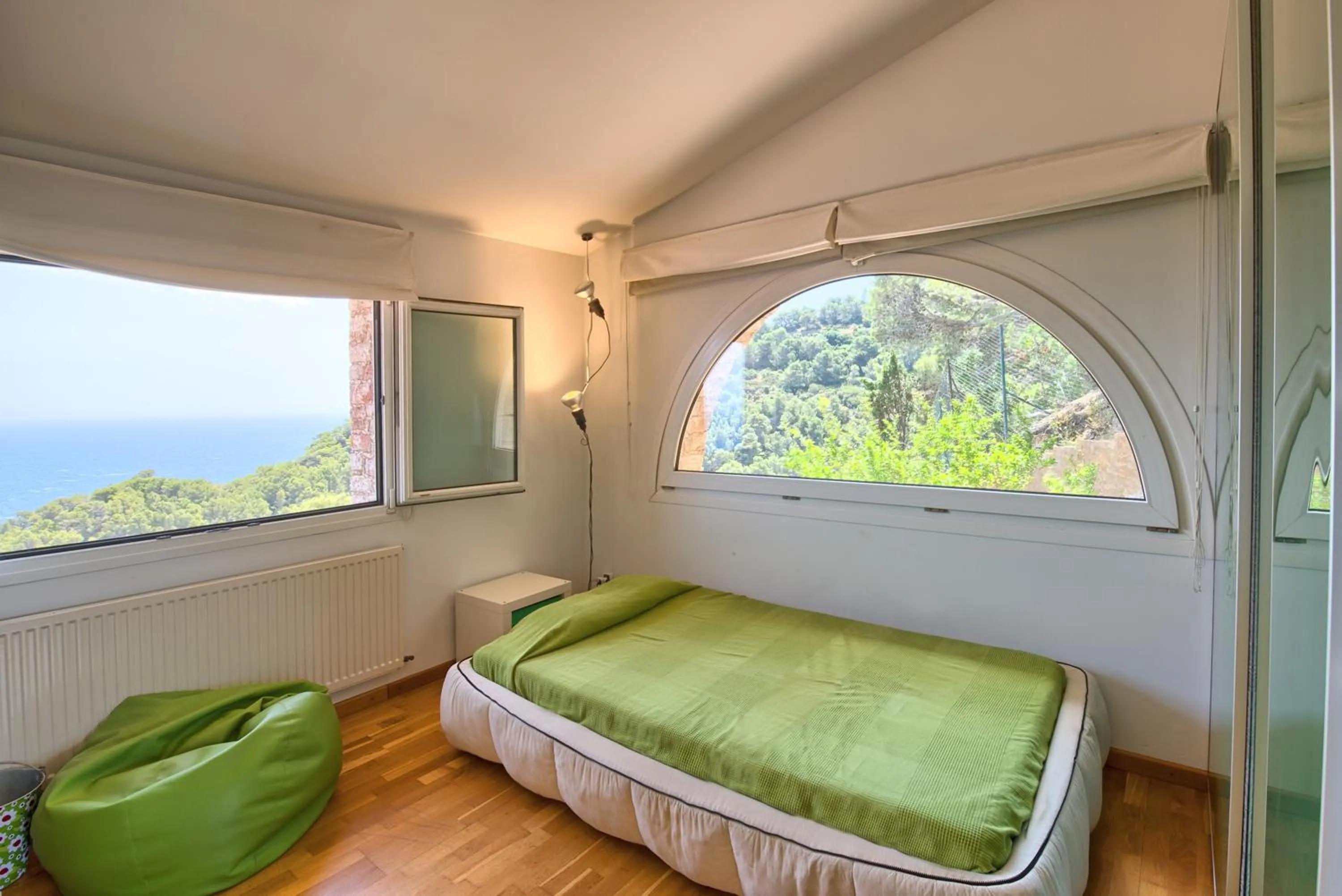 Bed in Sa Tuna Villa CEMA