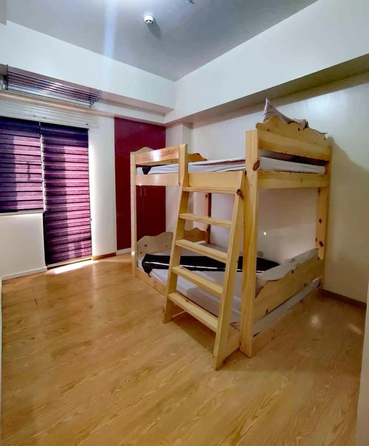 Bedroom, Bed in Cedar Peak Condotel Baguio Bedroom, Bed in Cedar Peak Condotel Baguio