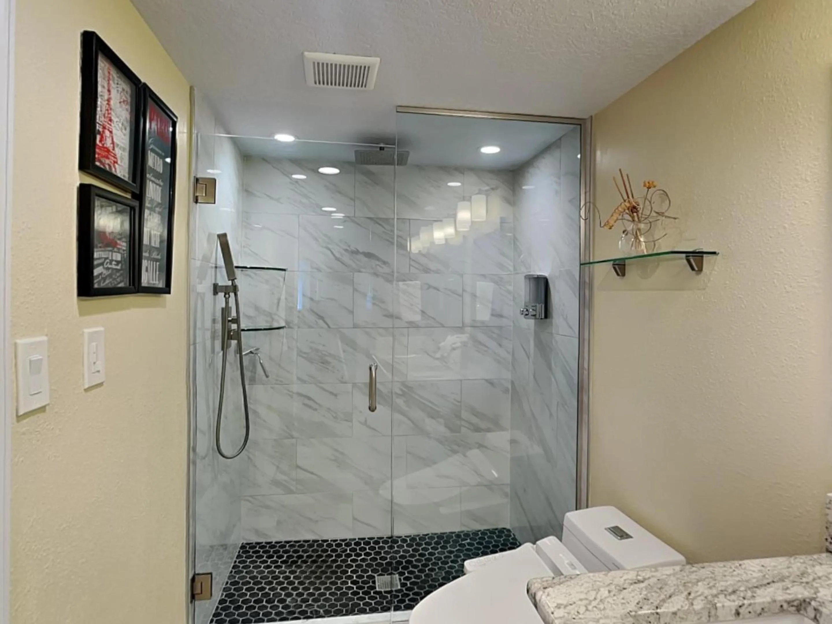 Property building in Arie Dam 404