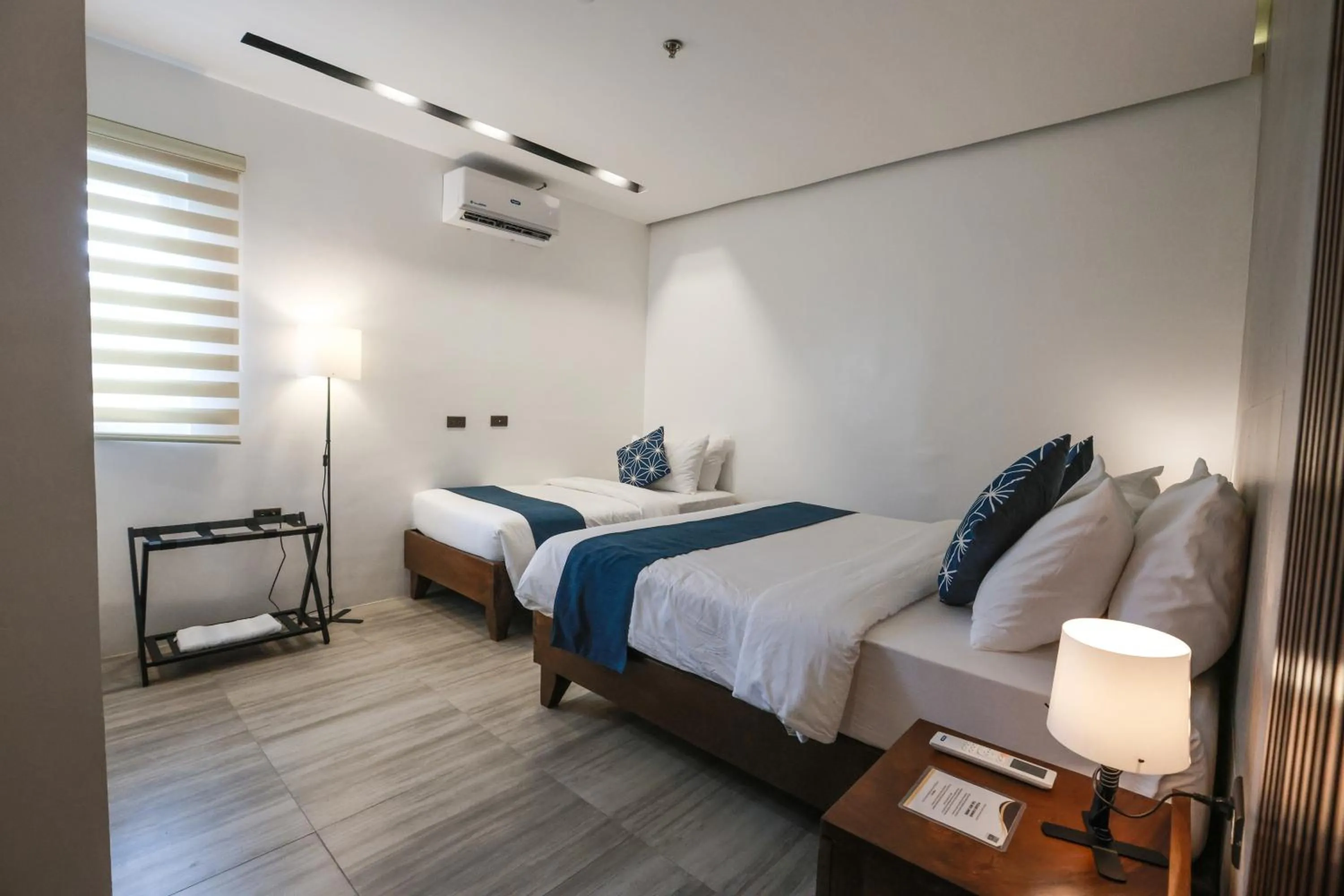 Bed in Coron 180 Hotel