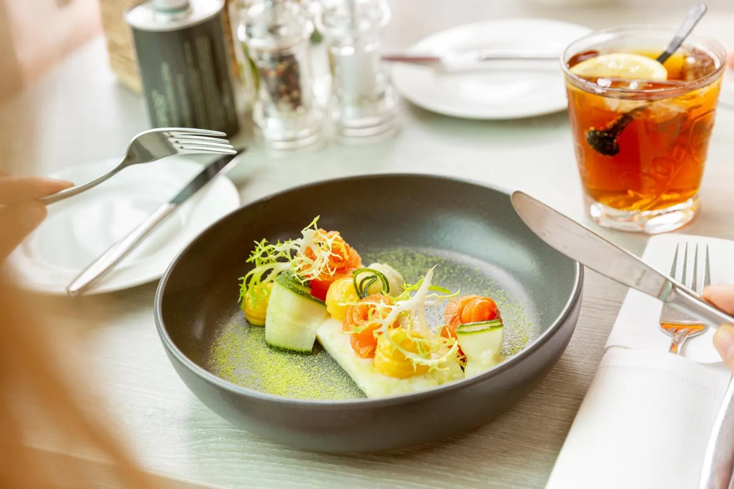 Dinner in Hotel De Maasparel Arcen