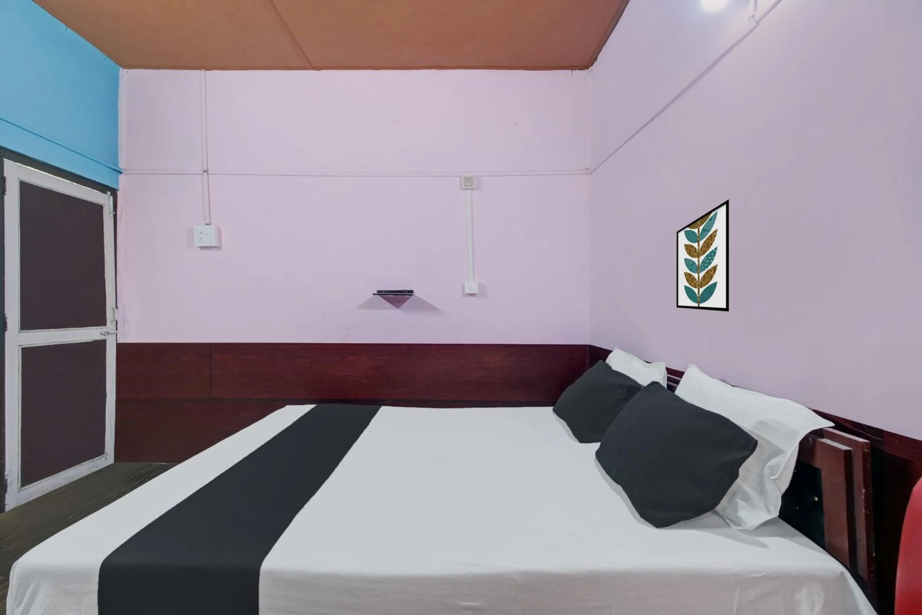 Bedroom, Bed in Hotel O Heritage Nest Resort Kazirnga