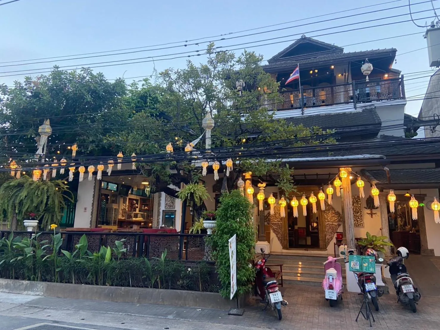 Property building in Baan Huenphen Boutique Hotel