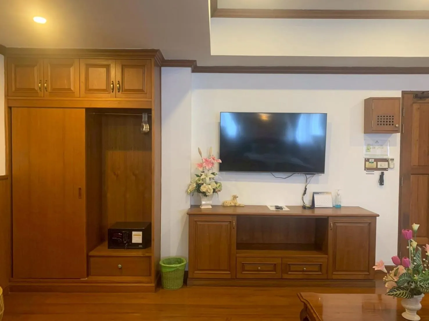 safe in Baan Huenphen Boutique Hotel