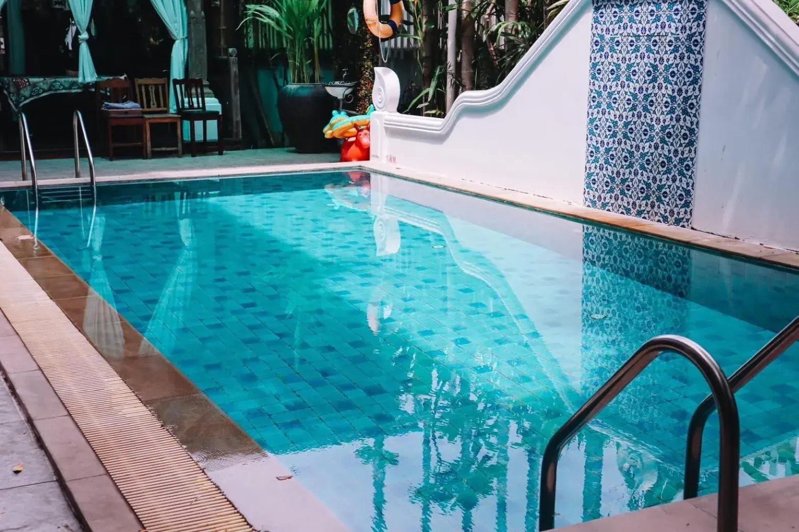 Swimming pool in Baan Huenphen Boutique Hotel Swimming pool in Baan Huenphen Boutique Hotel