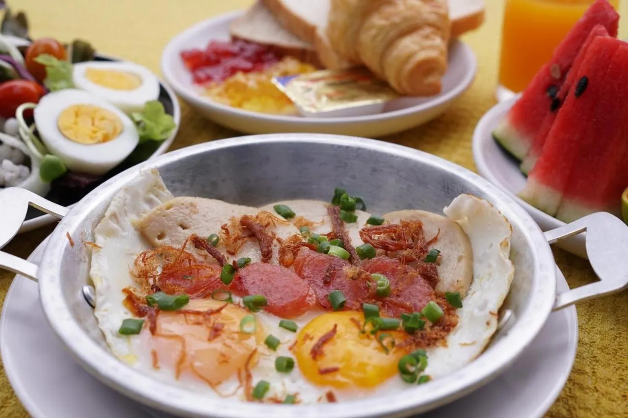 Breakfast in Baan Huenphen Boutique Hotel