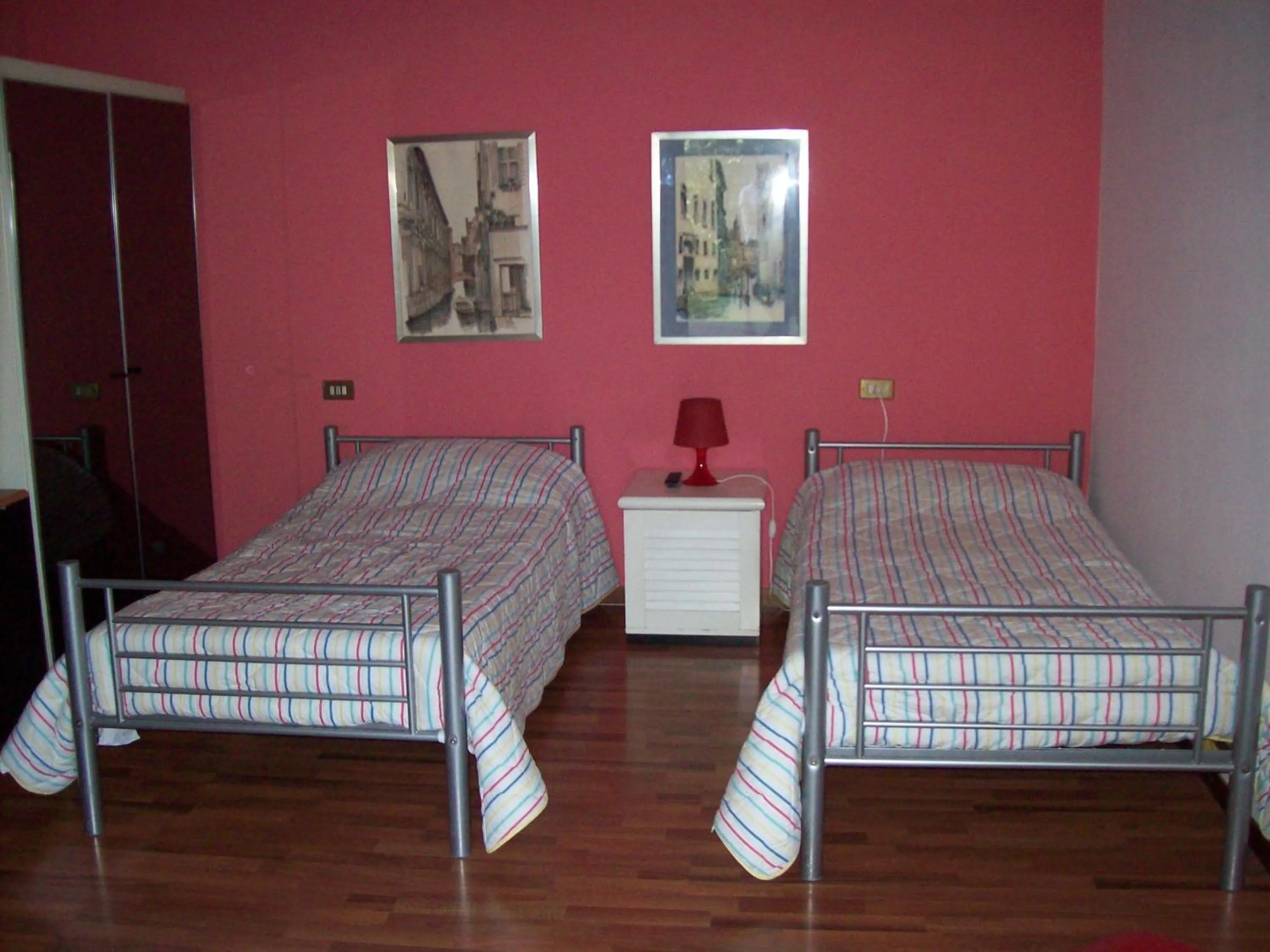 Budget Twin Room - single occupancy in B&B Il Ciliegio
