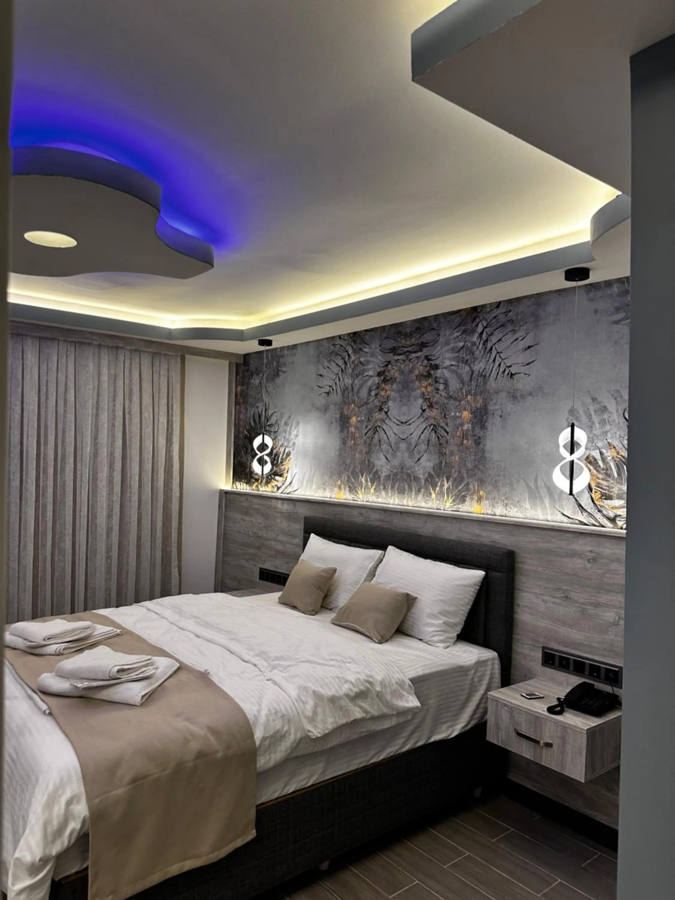 Bed in Blue Moonrise Hotel