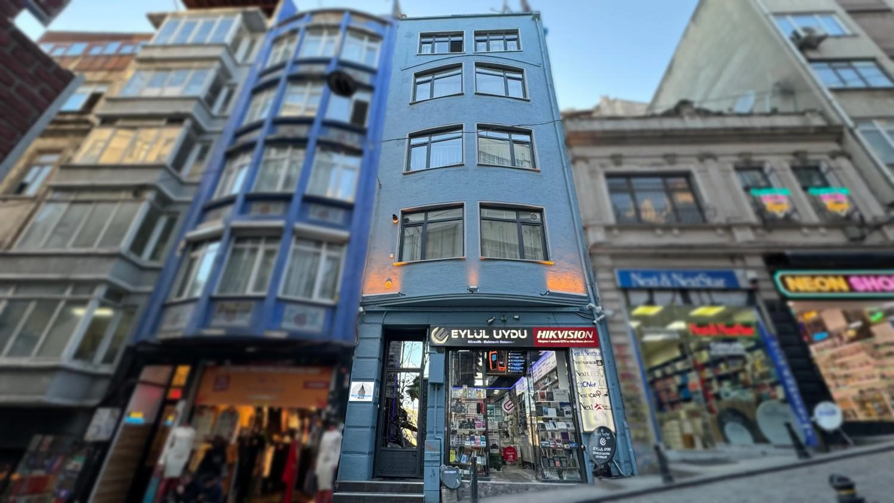 Property building in Blue Moonrise Hotel