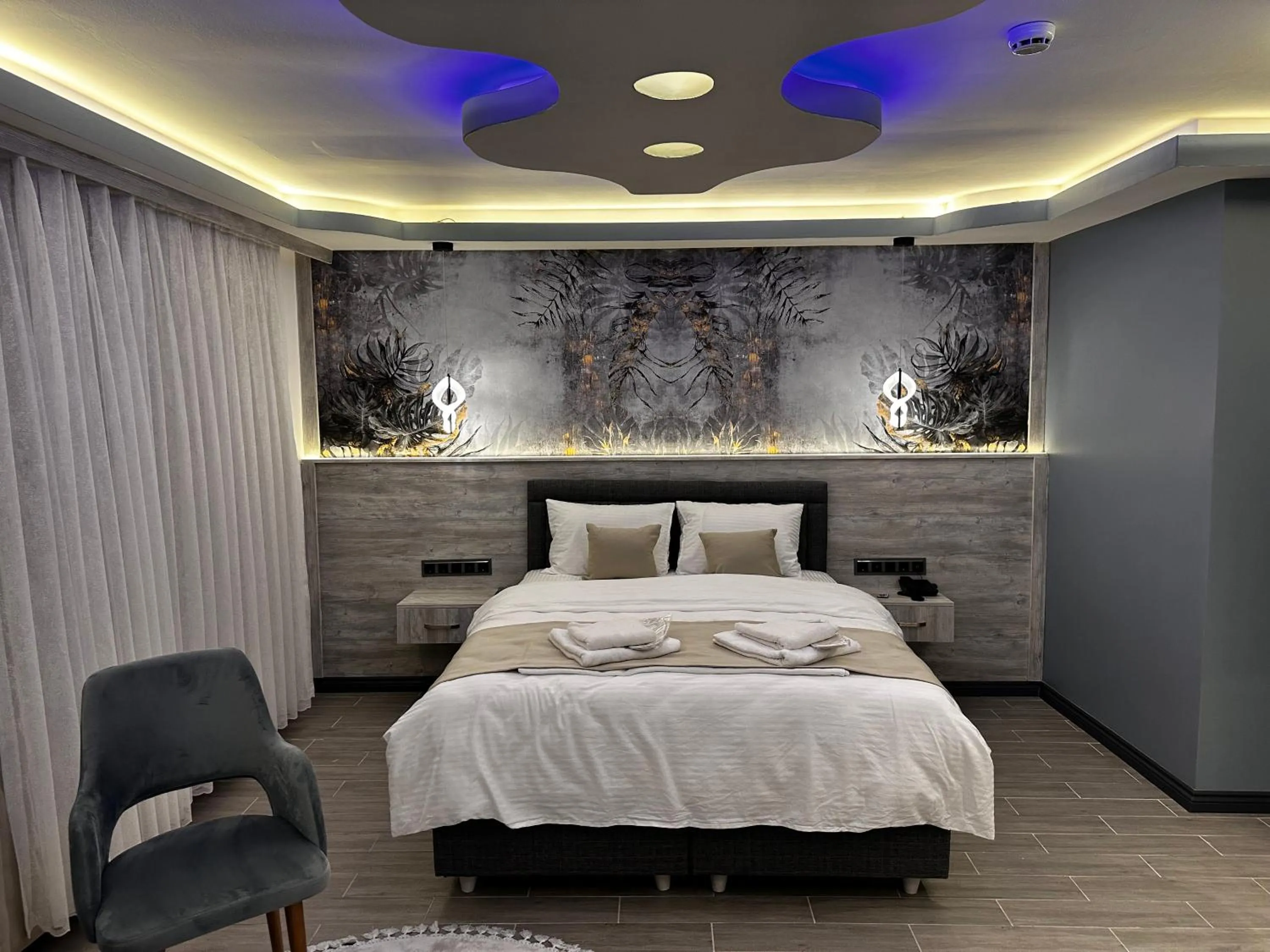 Bed in Blue Moonrise Hotel