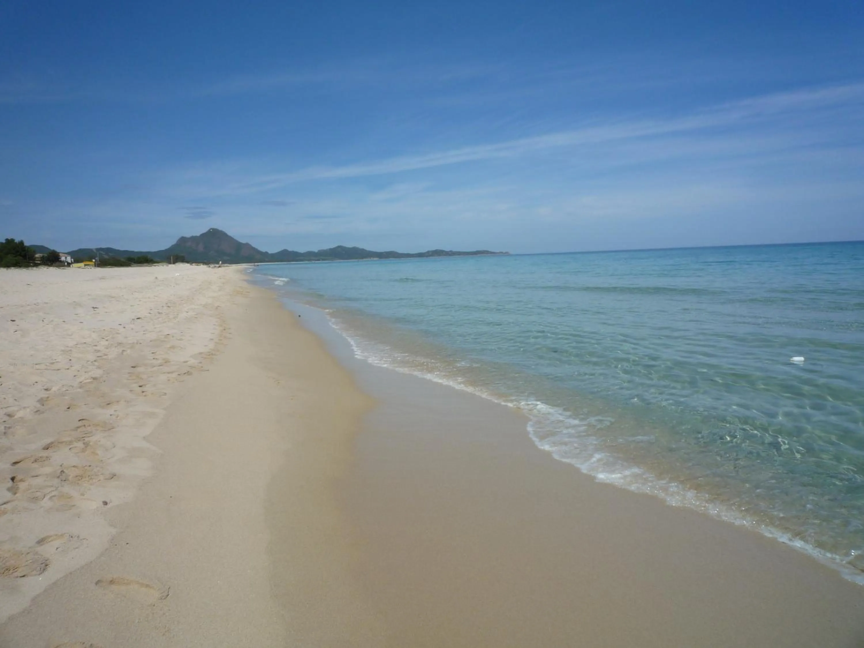 Beach in Villetta Sunrise 18