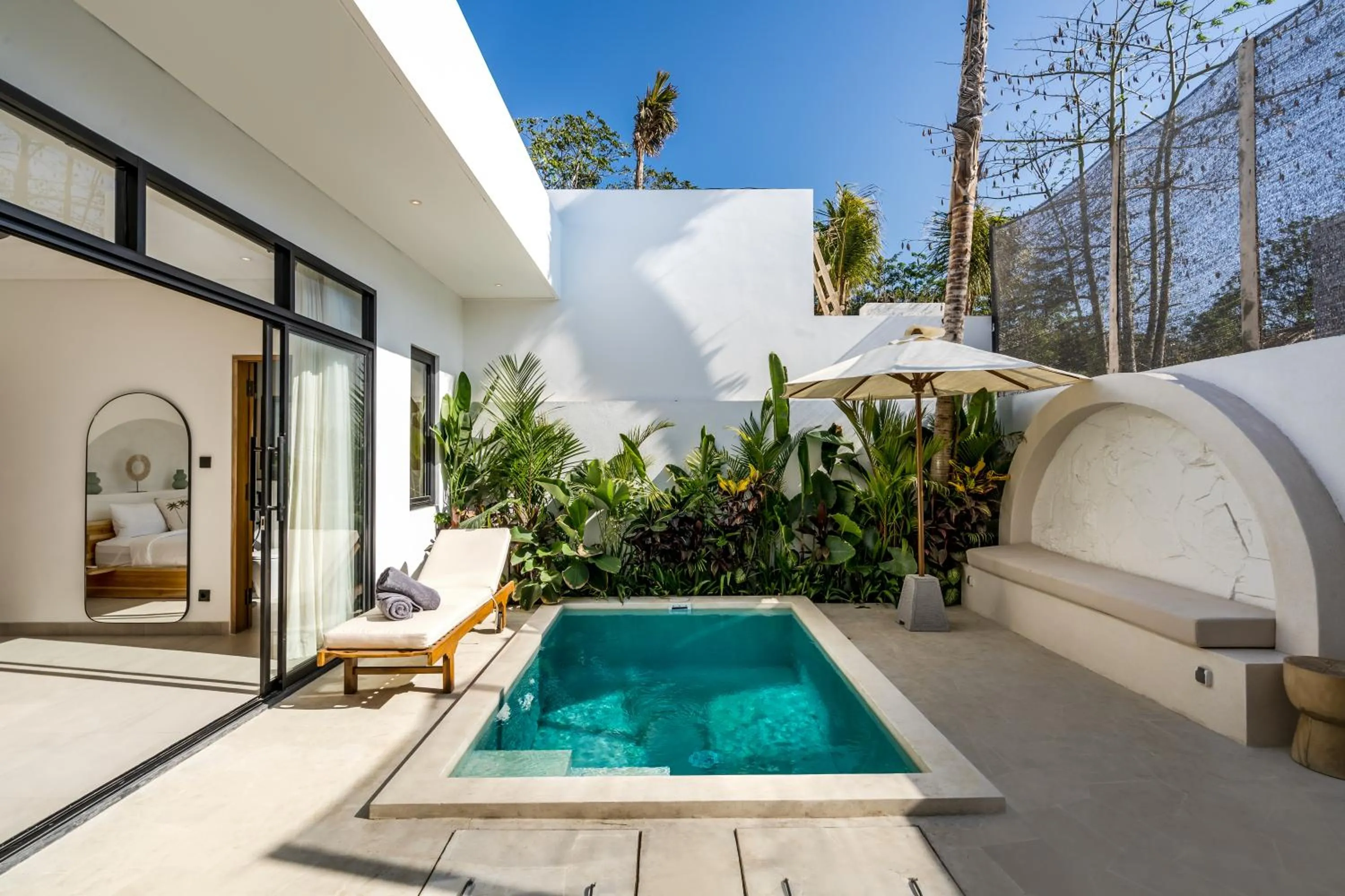 Palm Residence Lot 22 Villa Uluwatu - Tranquil Stay with Modern Comfort