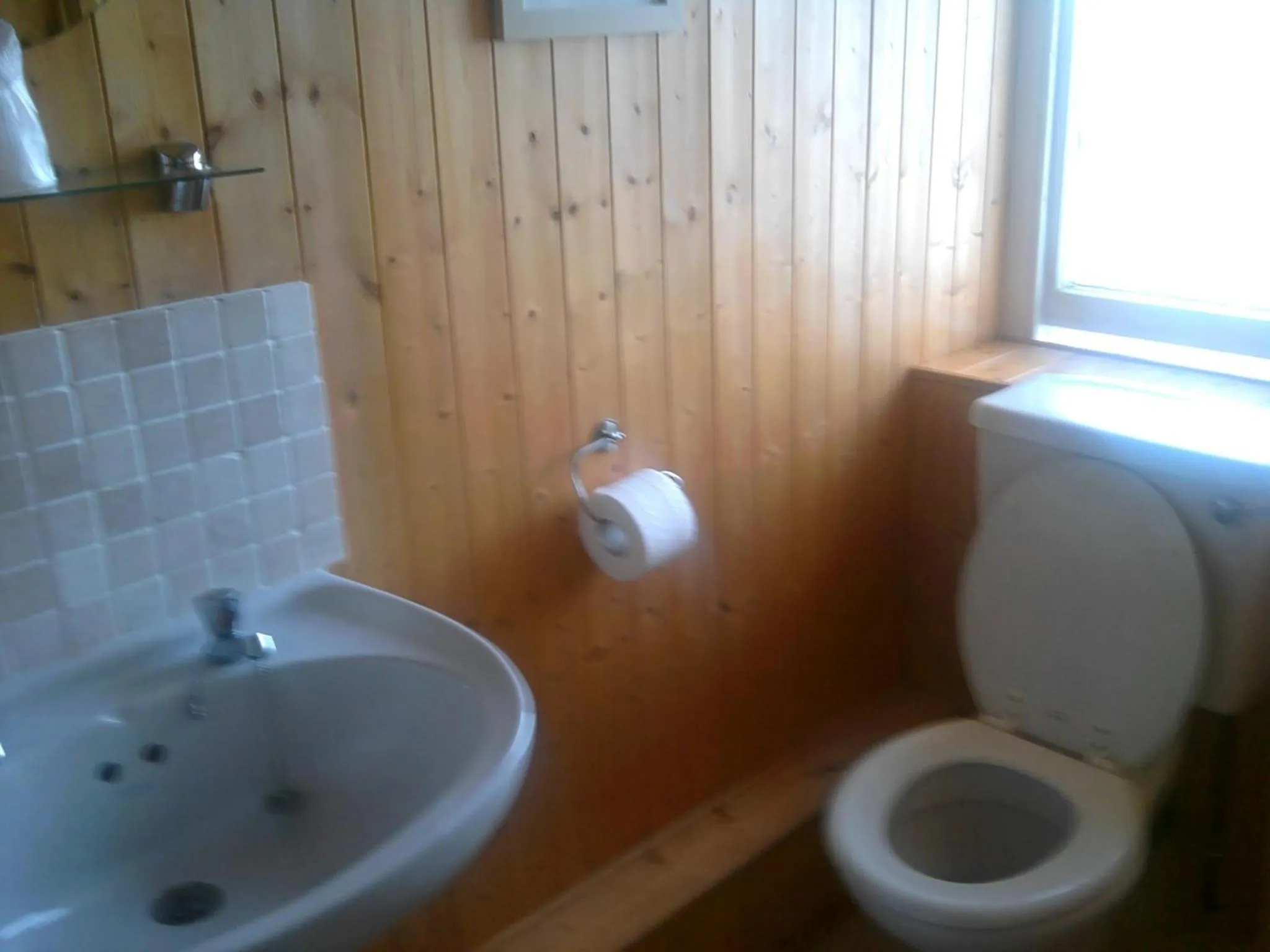 Bathroom in Trevelyan Hotel