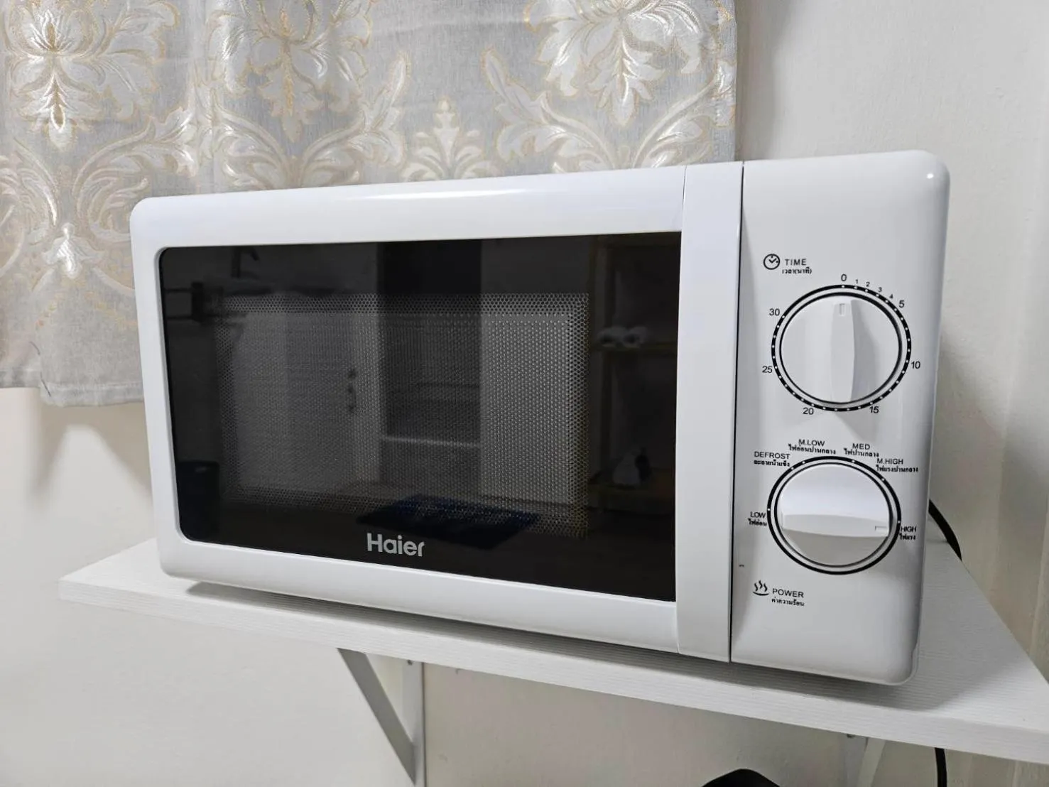 Kitchen or kitchenette in Hommie by De-A-Ga