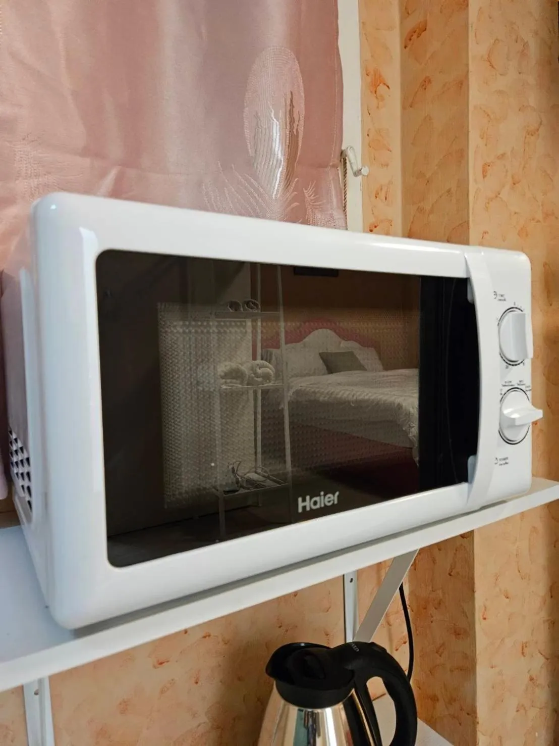 minibar in Hommie by De-A-Ga