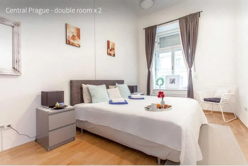Bedroom, Bed in Kent Ridge Loft