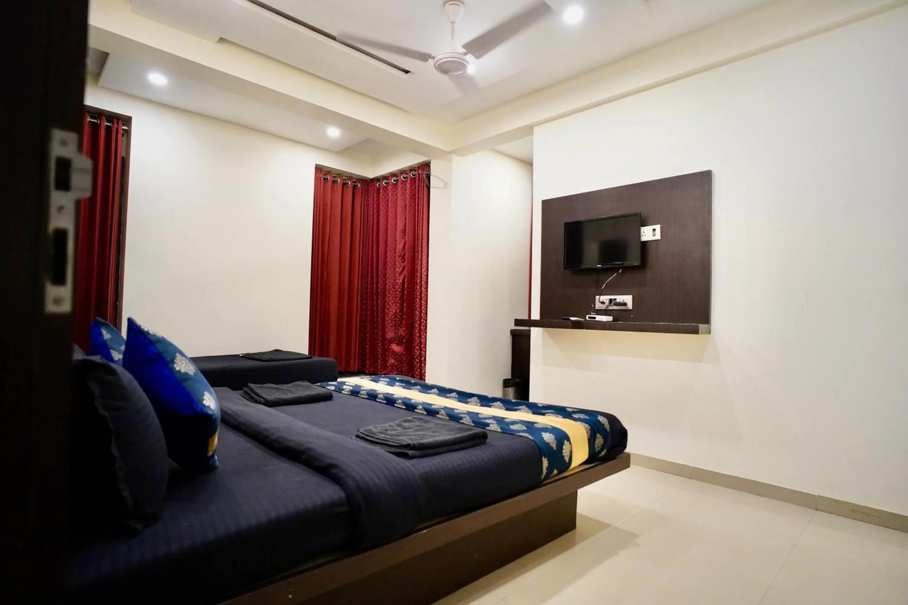 Bed in Hotel Shri Govind