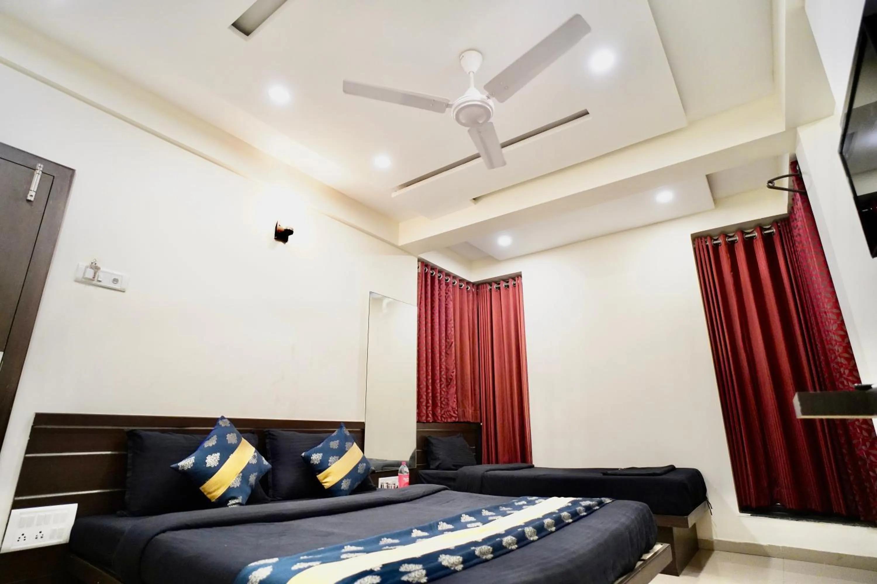 Bed in Hotel Shri Govind