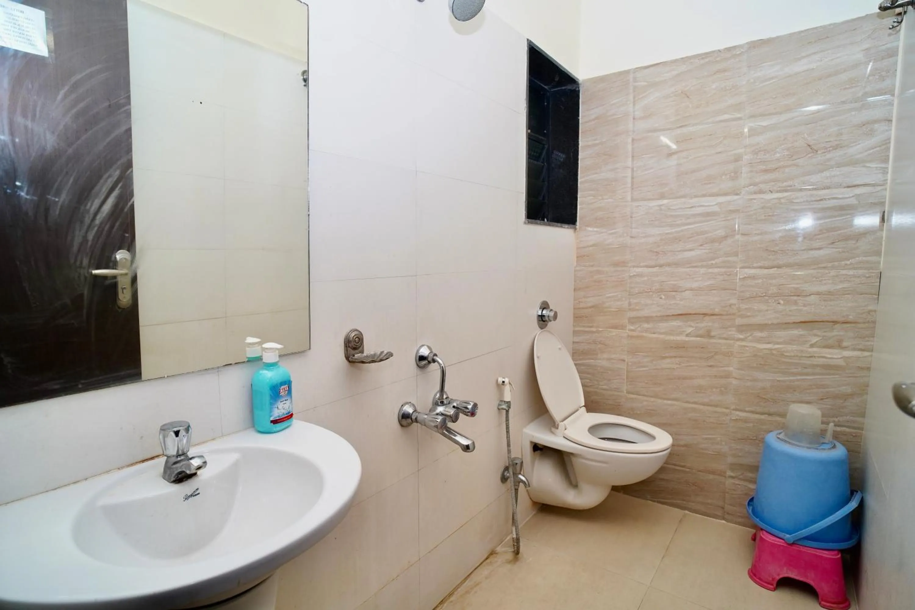 Toilet in Hotel Shri Govind